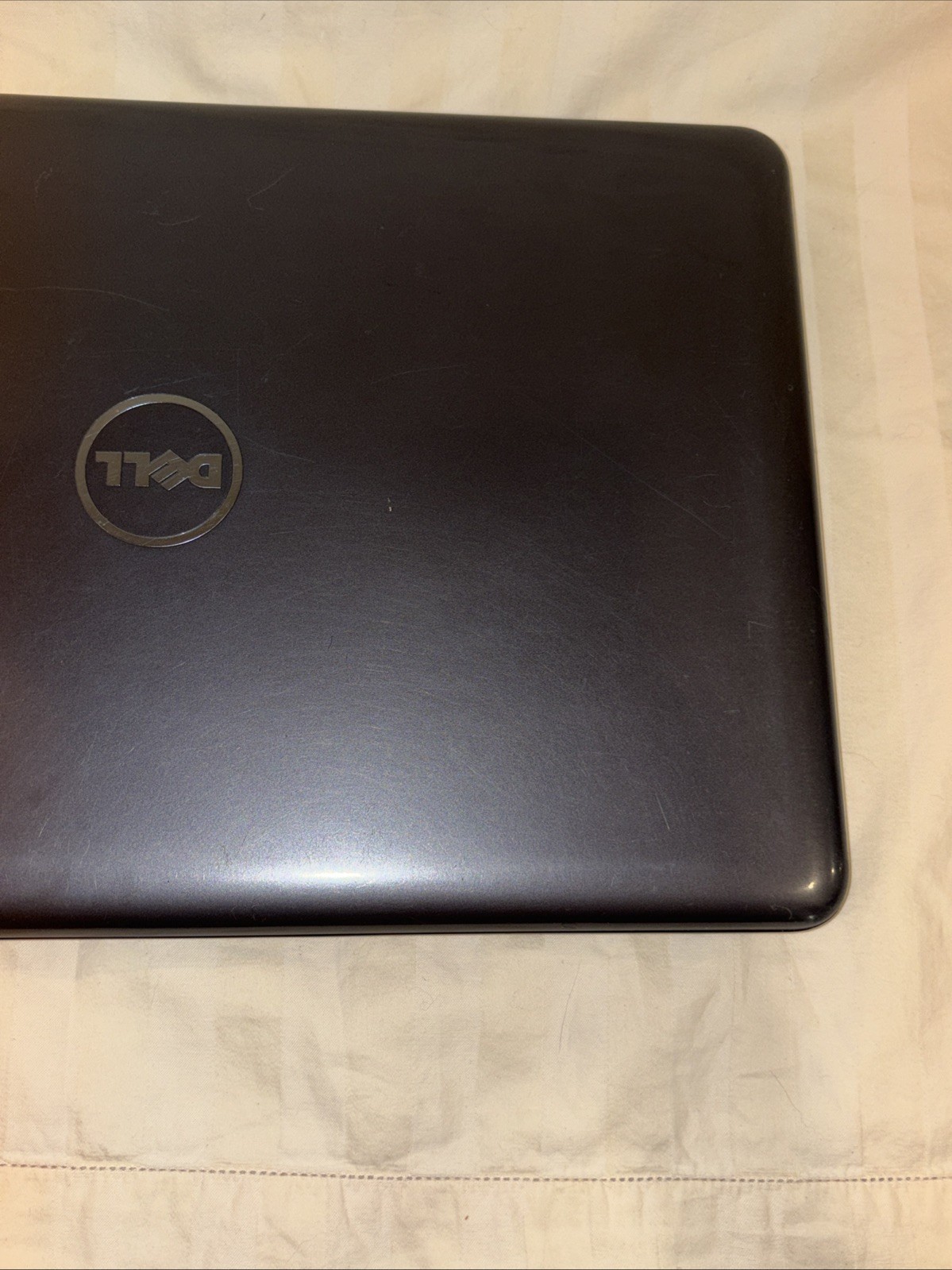 17.3″ Dell INSPIRON 17 5767 Laptop i5-7200U @ 2.50GHz 8GB RAM 500GB HDD Win 10H