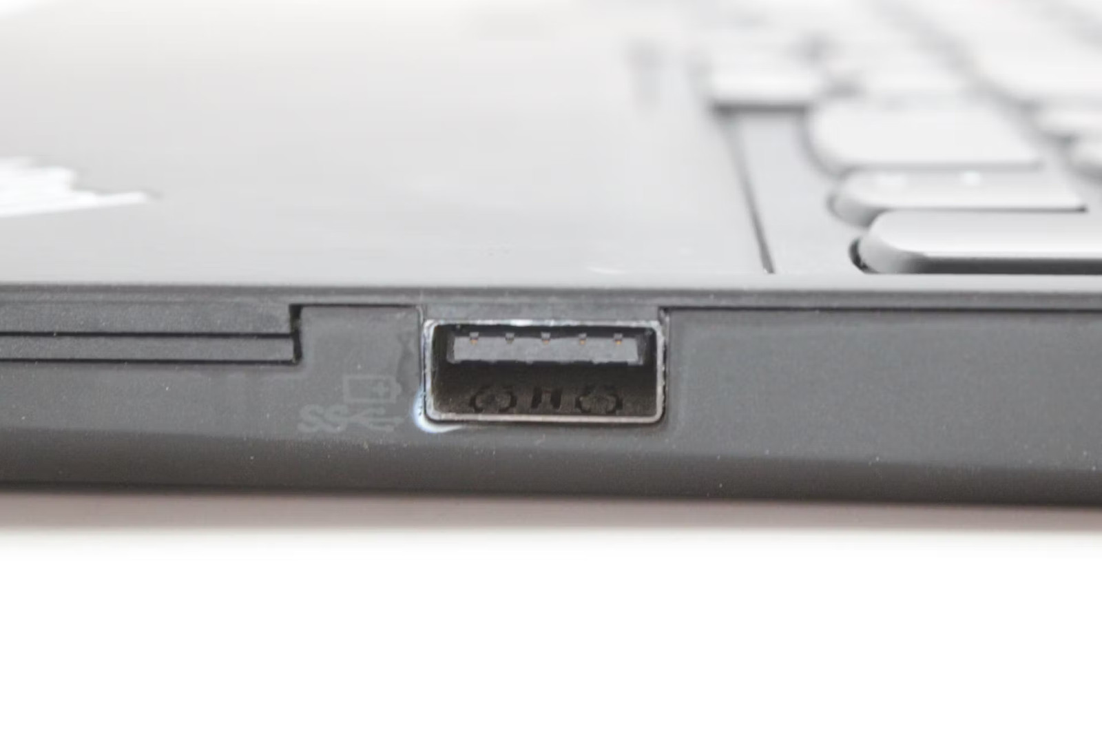 Lenovo ThinkPad T15 Gen 1 Used 15.5″ i5-10210U, 256GB NVMe, 8GB RAM