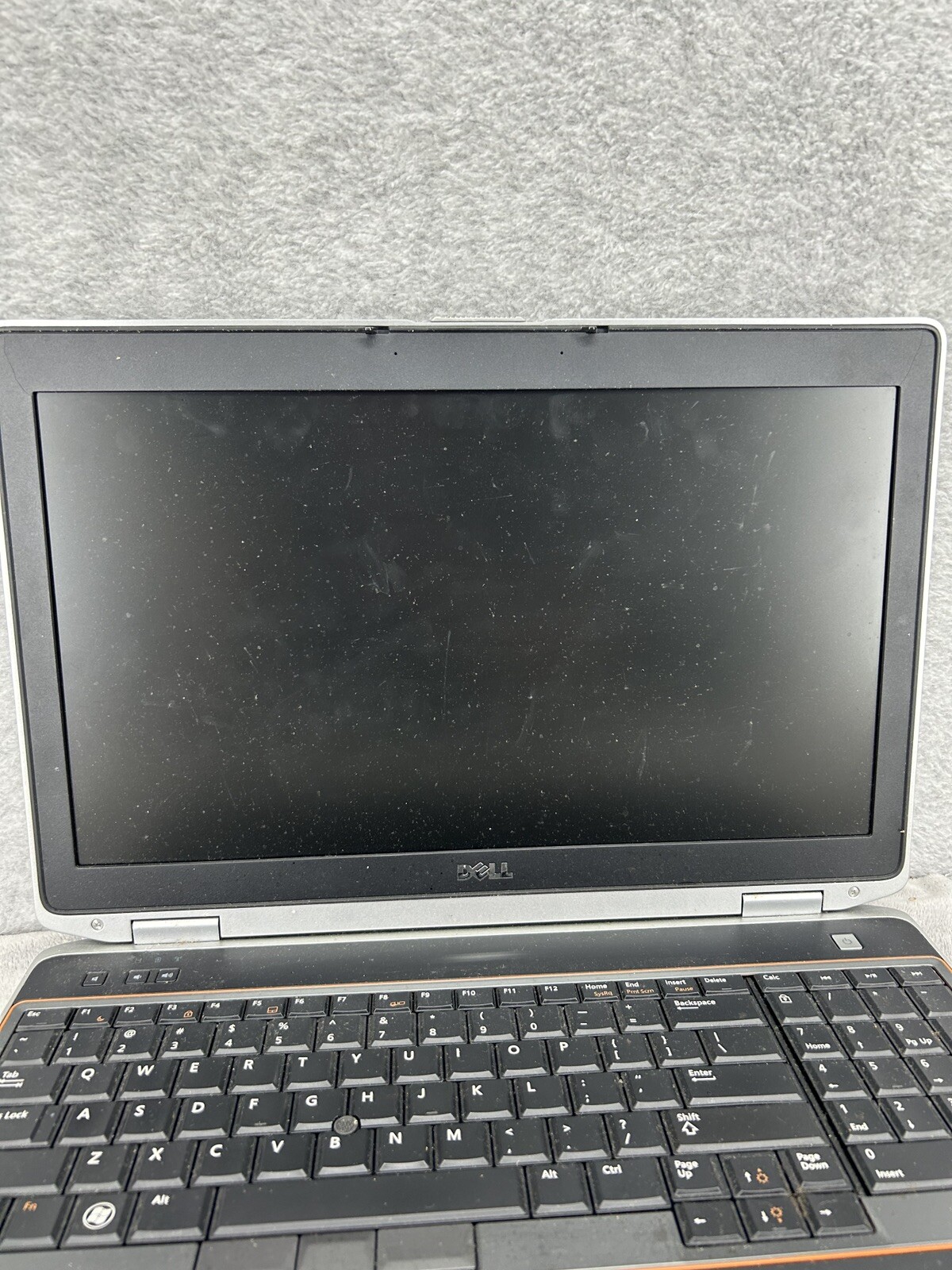 For Parts!! DELL LATITUDE E6520 INTEL i5 CPU Windows 7 Laptop – No Charger!
