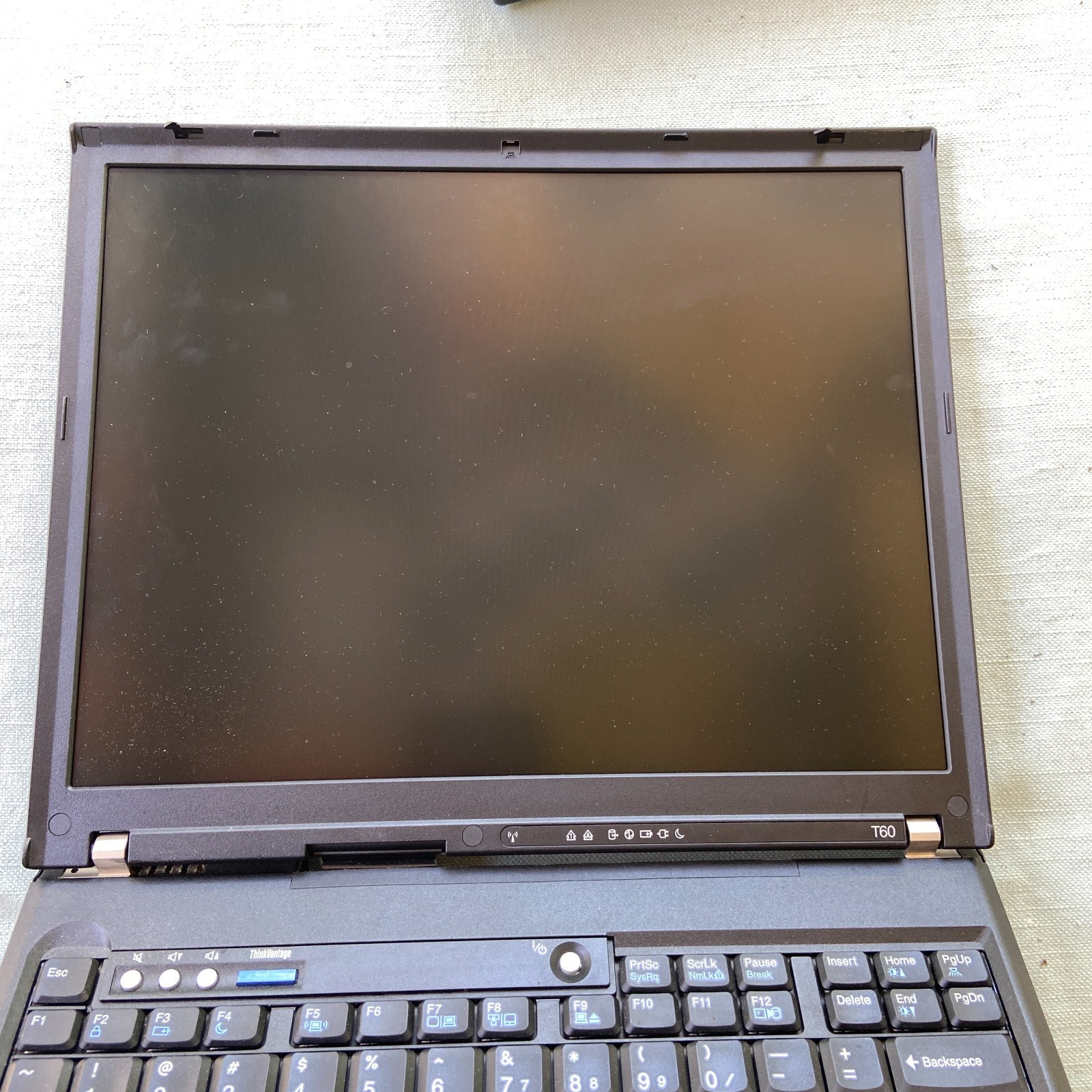 IBM Lenovo ThinkPad T60 15” Laptop Intel Centrino T2400 1.83GHz 1GB Parts Lot 2