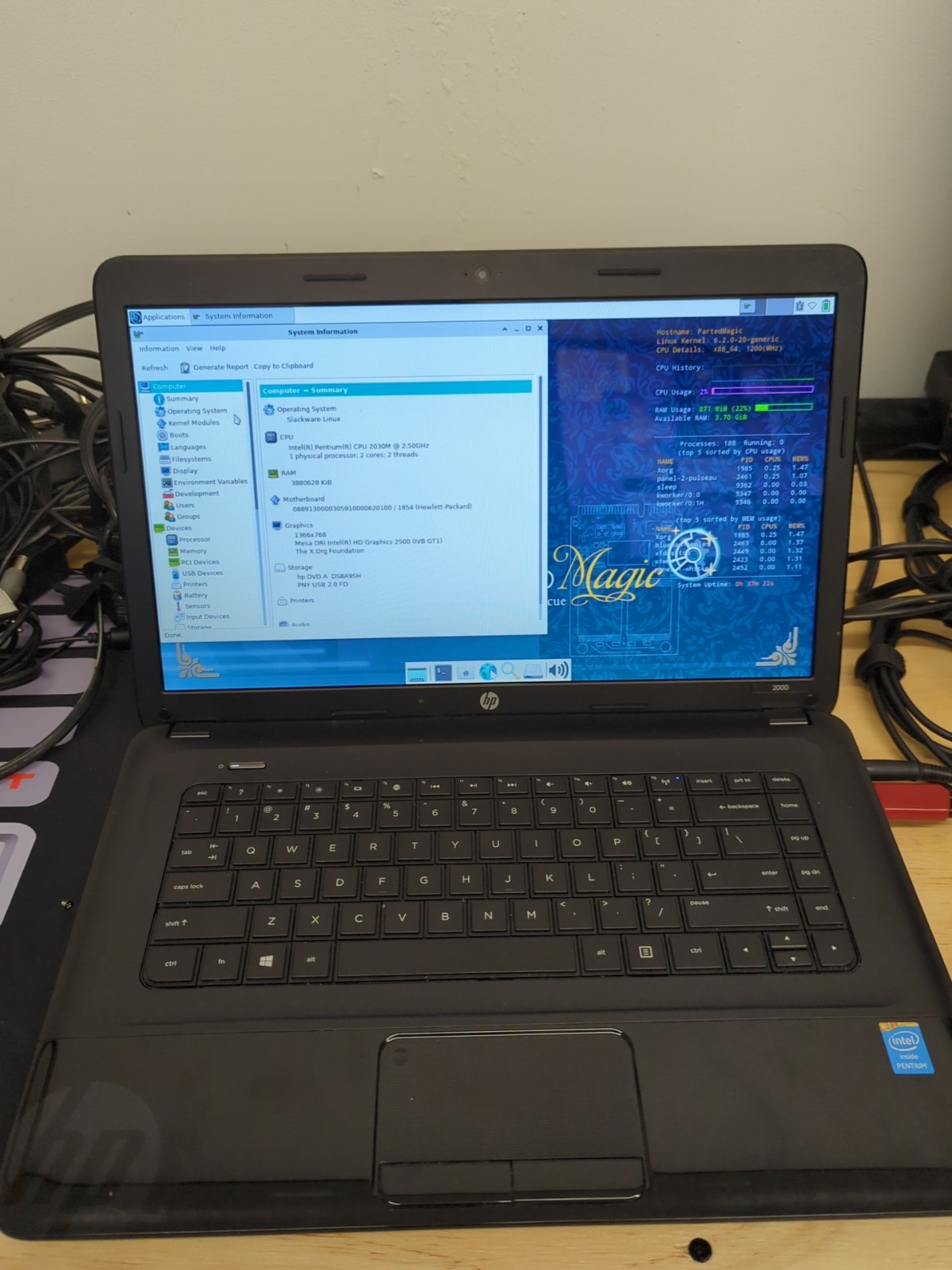 1017 – HP 2000-2d24DX – TESTED/WORKING