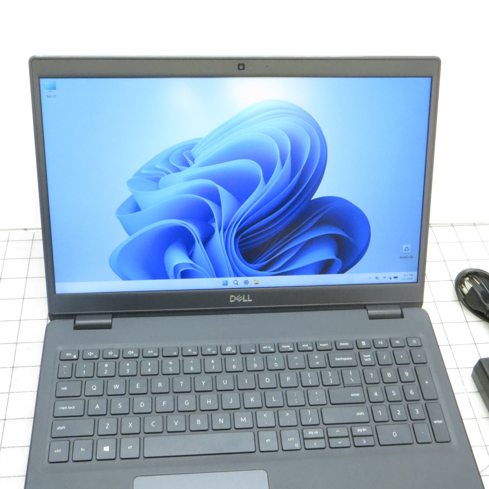Dell Latitude 3510 Intel i5 10th Gen 8GB RAM 256GB SSD 15.6″ Win 11 Pro Laptop