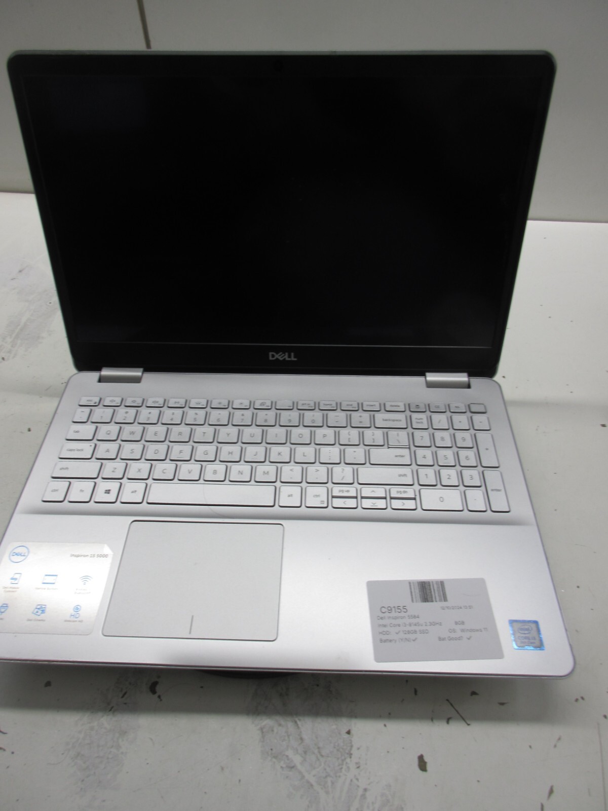 Dell Inspiron 5584 Intel Core i3-8145u 2.3GHz 8GB Windows 11 128GB SSD