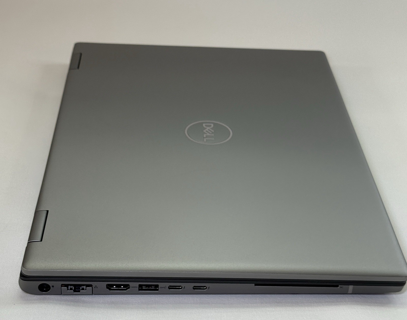 Dell Precision 7680 16″ Laptop, i9-13950HX, 64GB, 2TB, RTX 2000 ADA