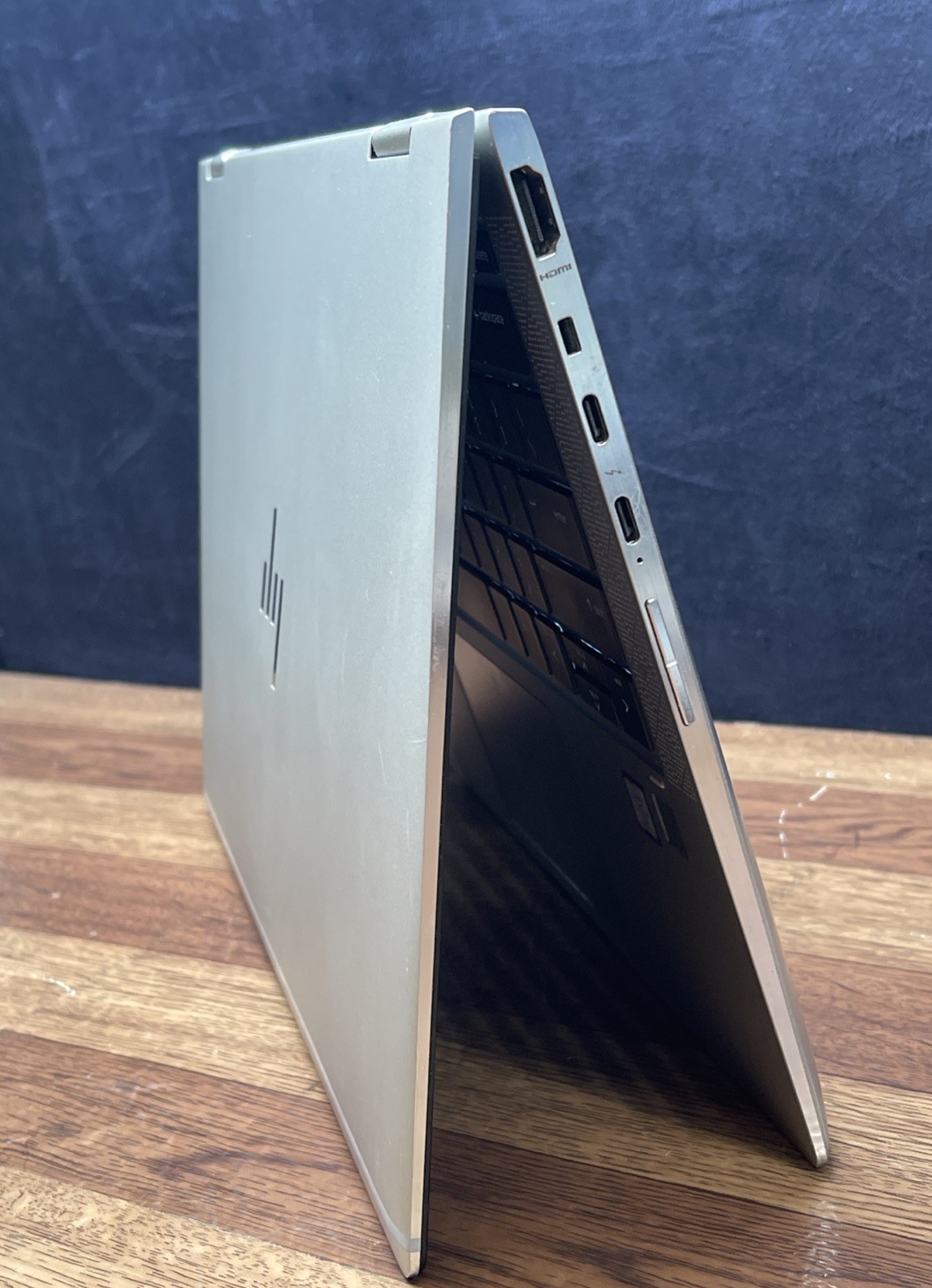 HP EliteBook X360 1030 G4 Core i7-8665U 1.90 GHz 13 in 8GB RAM 256GB SSD NO OS