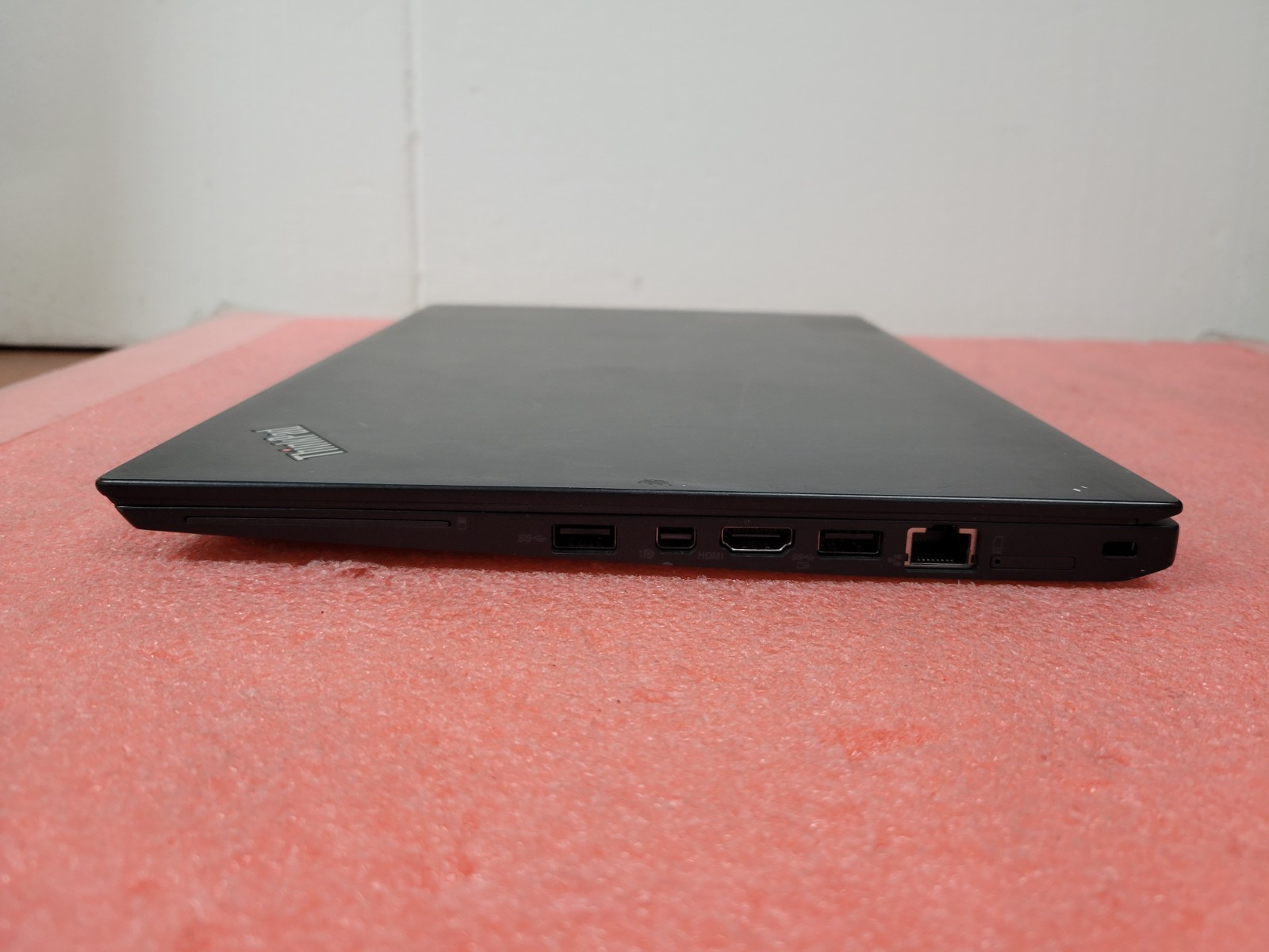 Lenovo ThinkPad T460S 14″ i5-6300U 4GB RAM (No OS/SSD) *AS IS/Read* | LP519