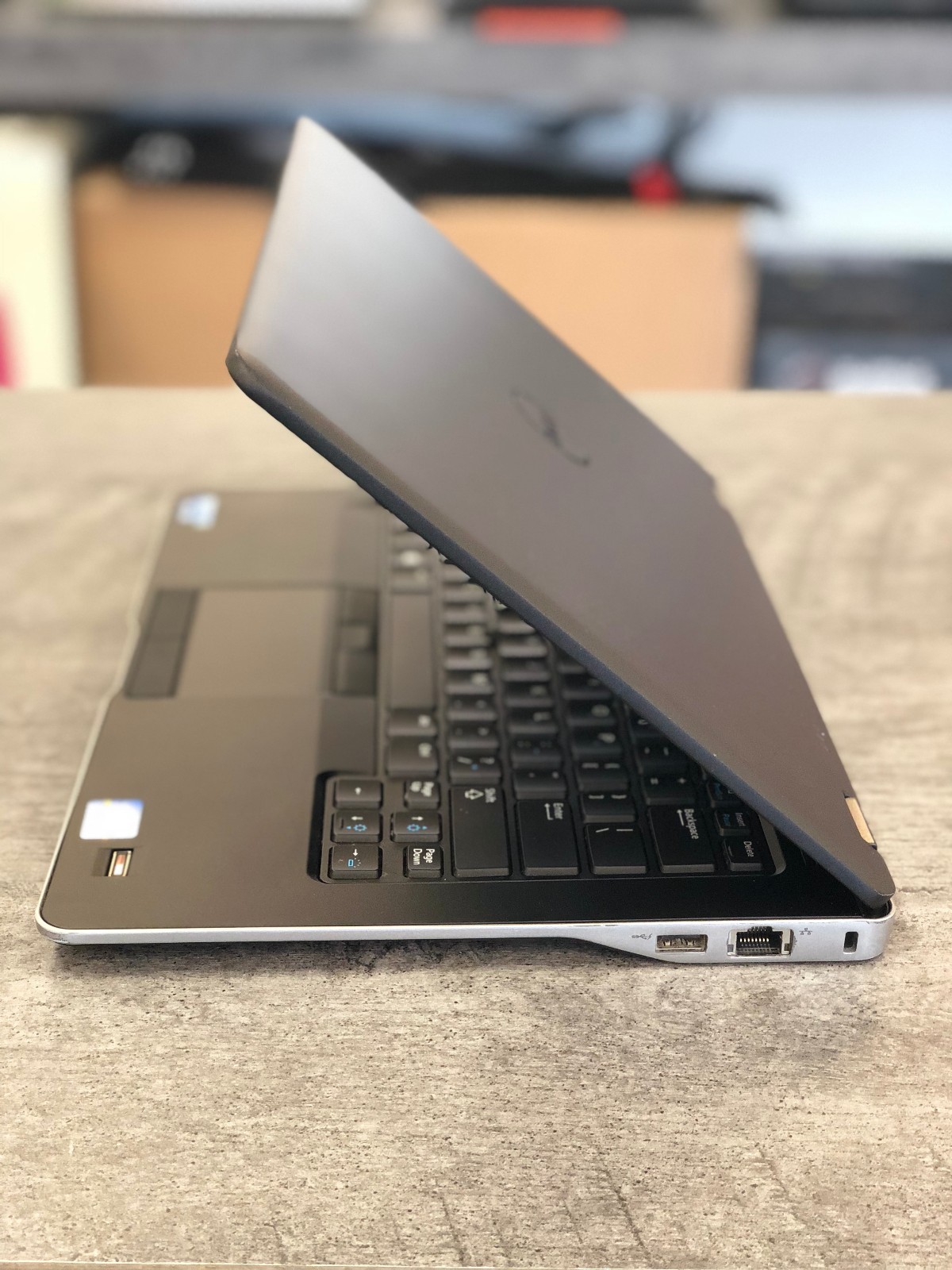 Dell Latitude E6430u 14″ i5 Processor, 512GB SSD, 16GB RAM Windows 7 Slim Light
