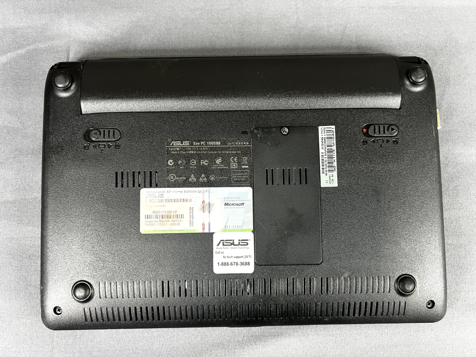 ASUS Eee PC 1005HA Netbook Atom N270 1GB RAM 160GB HDD Windows XP Home