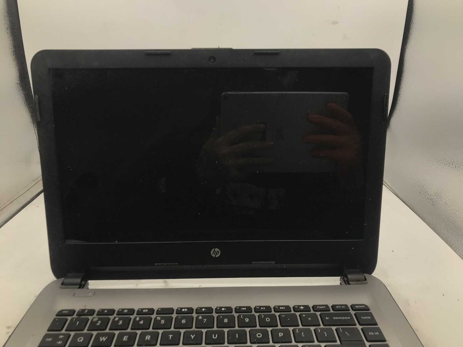 HP 14 AN013NR – FOR PARTS/REPAIR – AMD E2-7110 – NO RAM – NO OS – 14″ -READ-BB