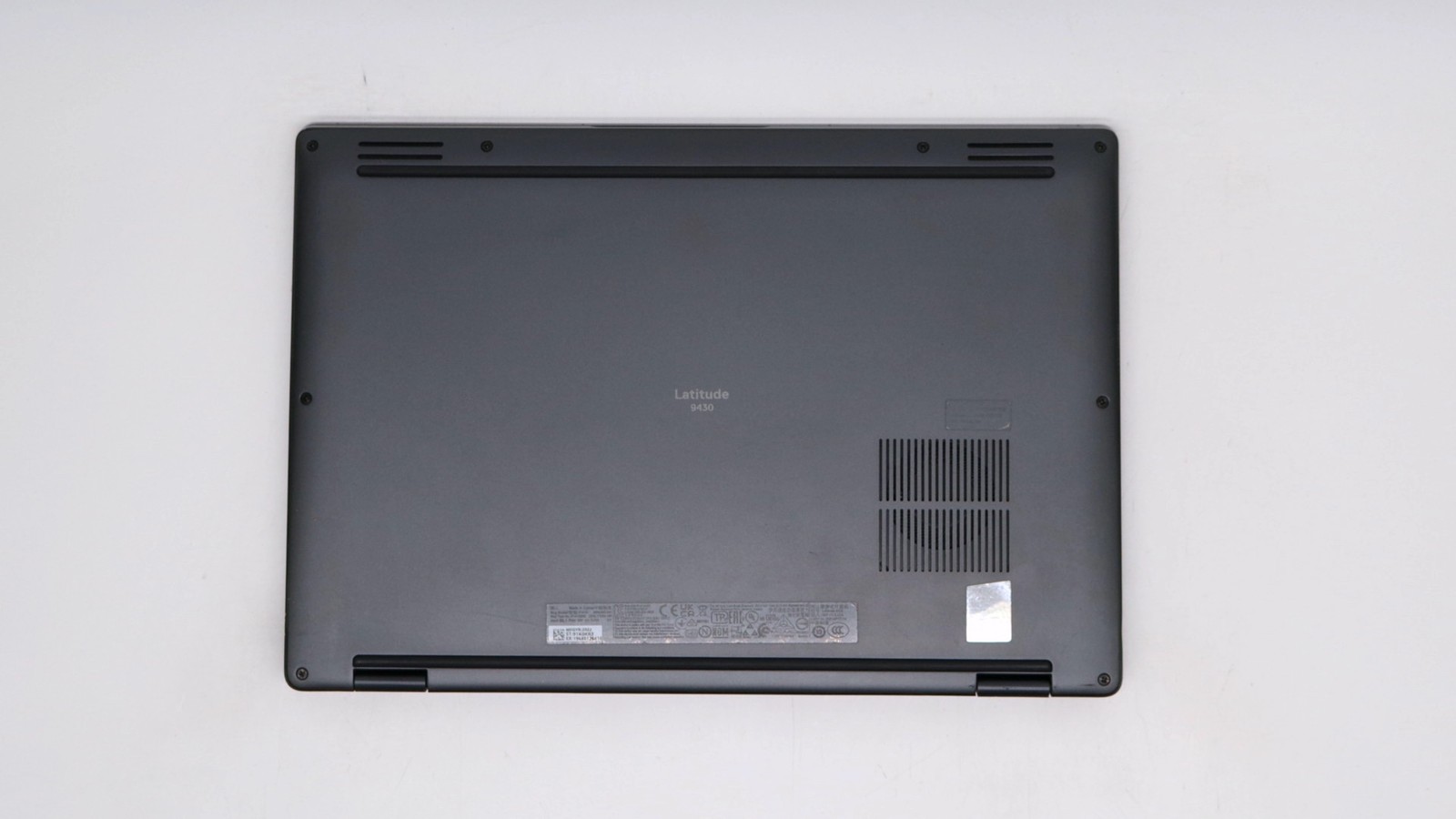 Dell Latitude 9430 14″ i7-1265u 32GB 1TB – Good