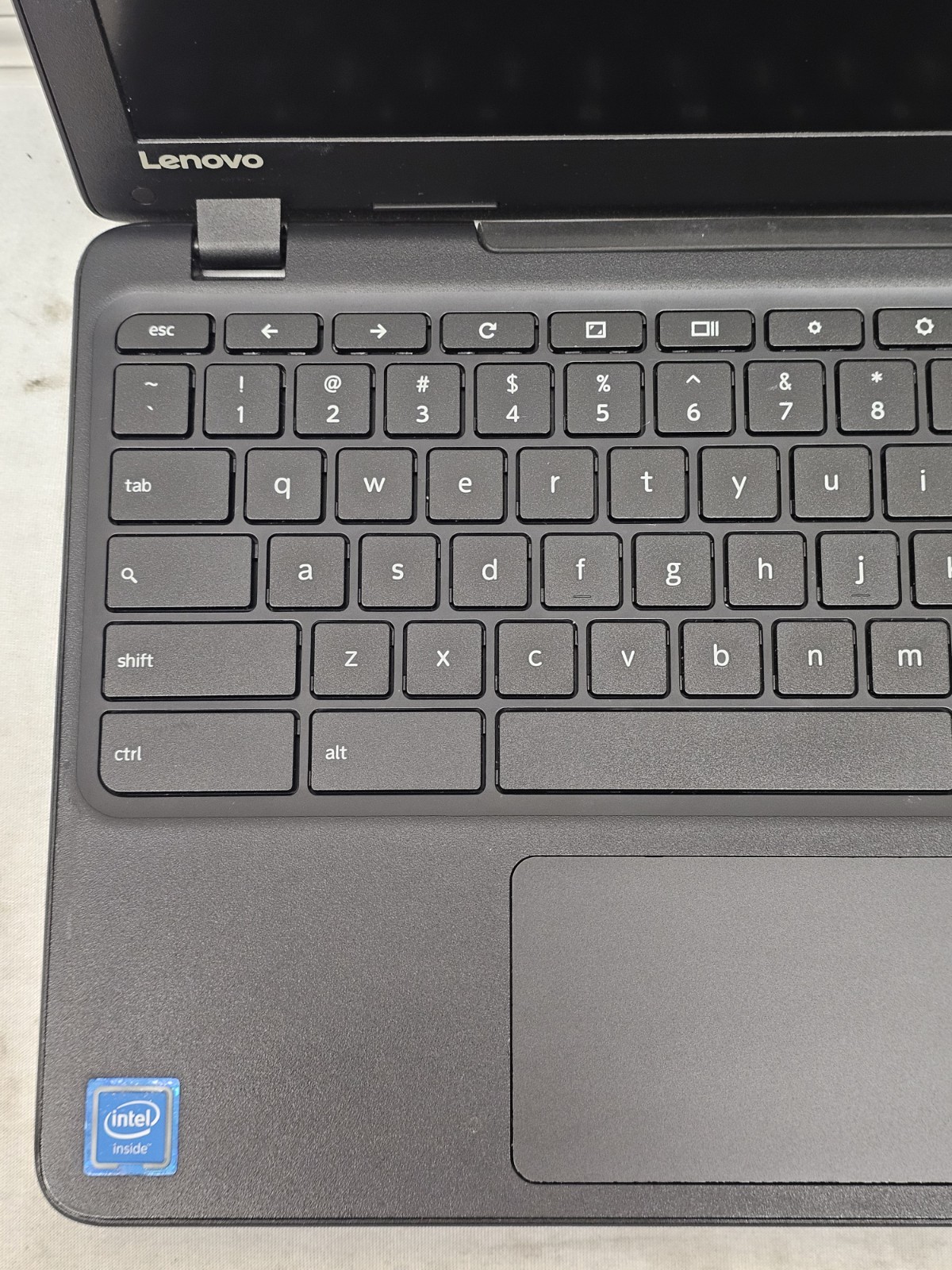 Lenovo Chromebook N23-80YS – Intel Celeron N3060 – 4GB RAM – BAD BATTERY – READ