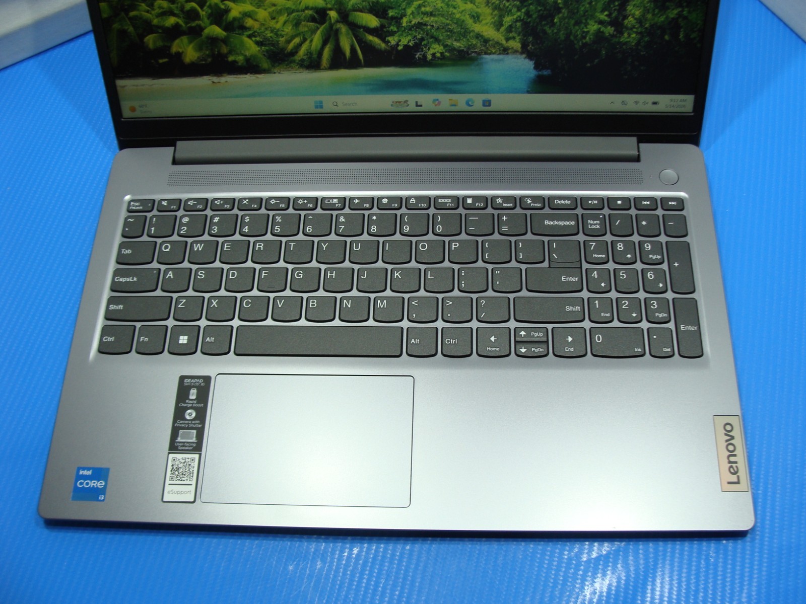 Lenovo IdeaPad Slim 3 15IAN8 15.6”FHD i3-N305 1.8GHz 8GB 128GB HDD WRTY27 100%B