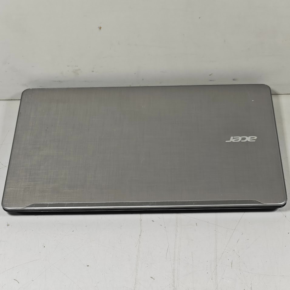 Acer Aspire F5-522-65GG Laptop –AMD A6-9210, AMD Radeon R4, 4GB RAM