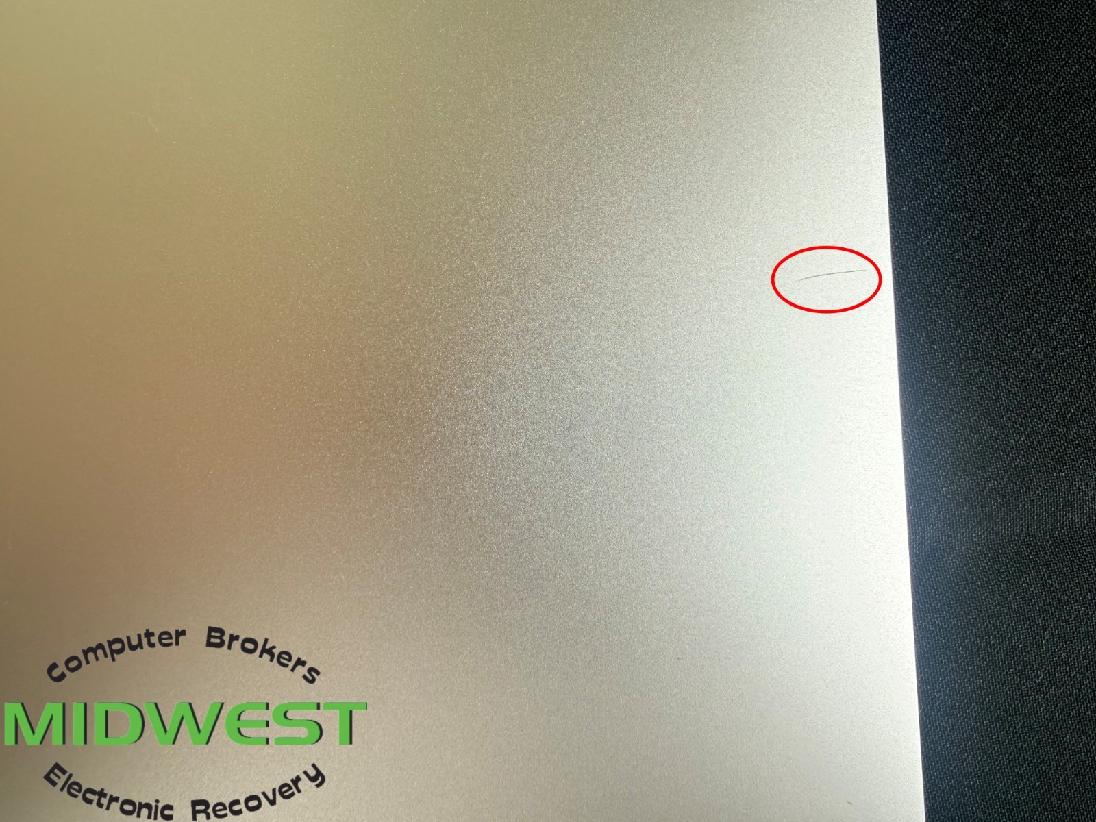 Dell Precision 5540 Xeon-2276M 2.8GHz 32GB RAM No OS/HDD/SSD