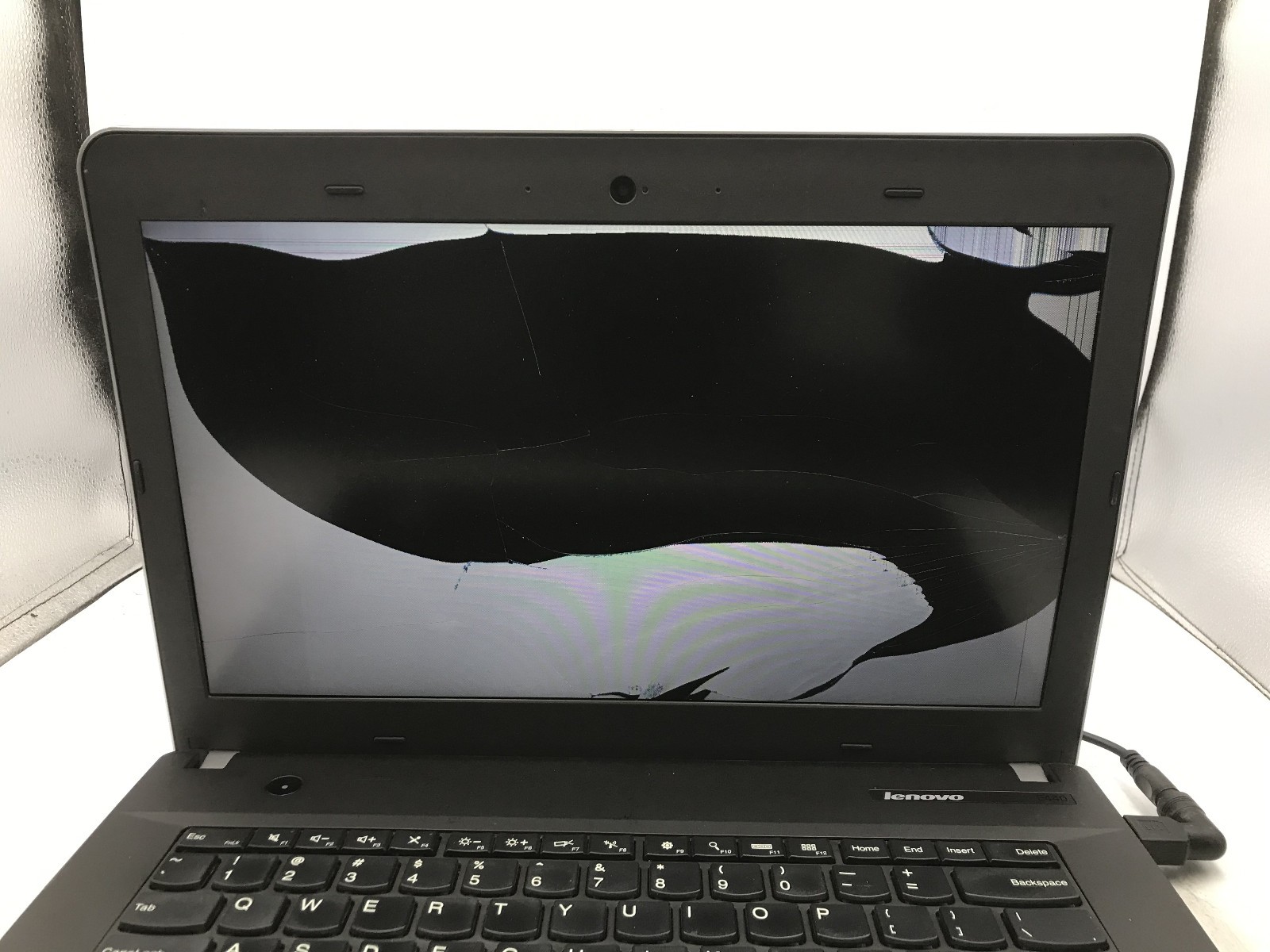 LENOVO THINKPAD E440 – FOR PARTS/BROKEN LCD – INTEL I3 4TH GEN – NO RAM -READ-BB