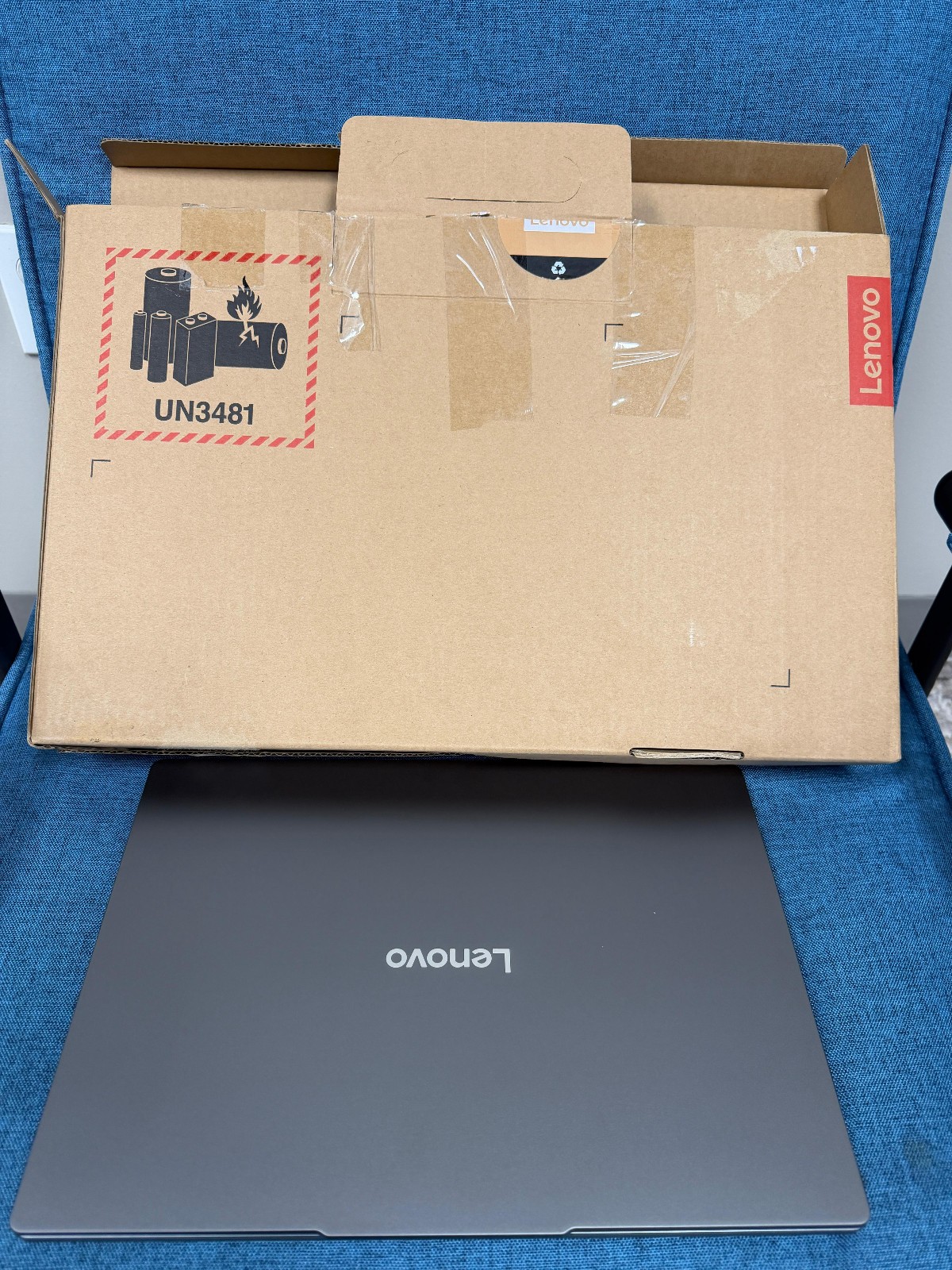 LENOVO IDEAPAD SLIM 3X 15.3″ Touchscreen Laptop Snapdragon X 16GB RAM 1TB SSD