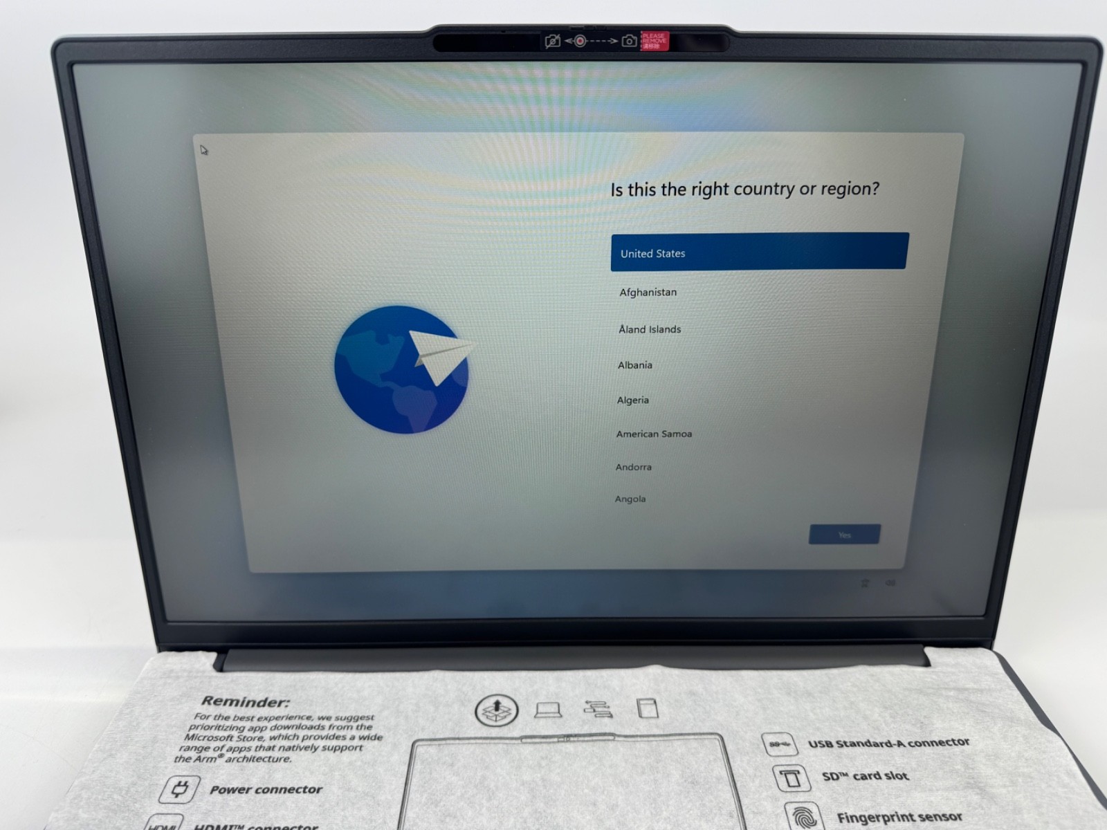 Lenovo IdeaPad Slim 3X 15.3″ WUXGA Laptop Qualcomm Snapdragon X 16 GB Luna Grey