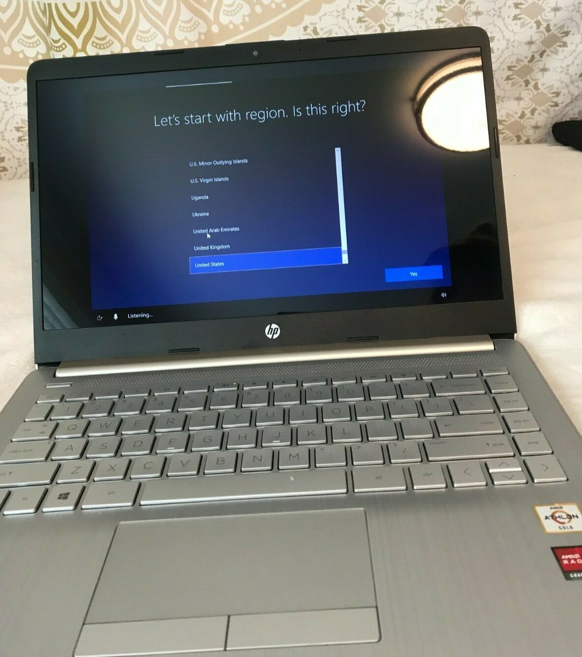 HP 14 Laptop PC 256GB 2.4 GHz