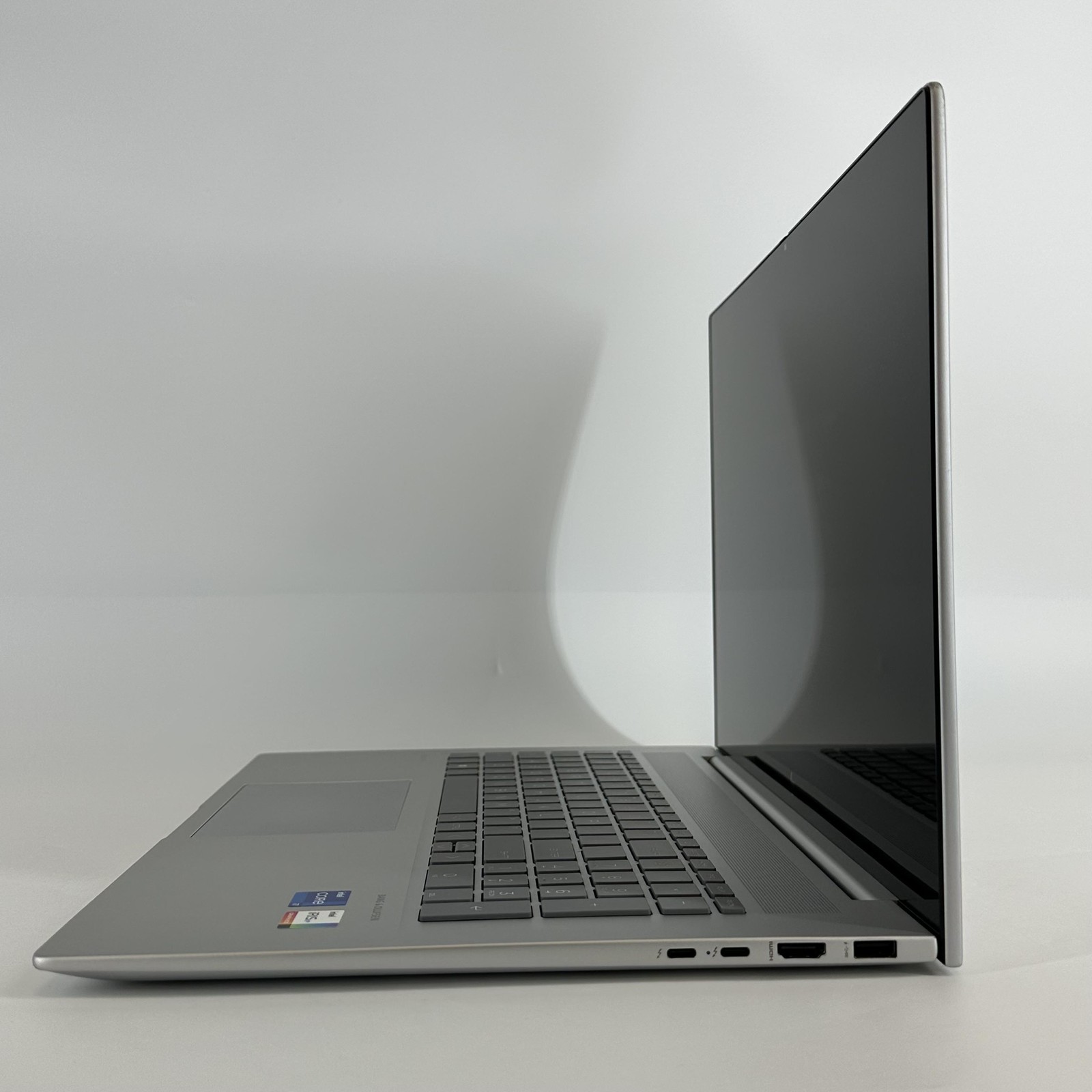 HP Envy 17 Silver FHD TOUCH 2.4 GHz i7-13700H 16GB 1TB SSD Very Good FRAME SPLIT