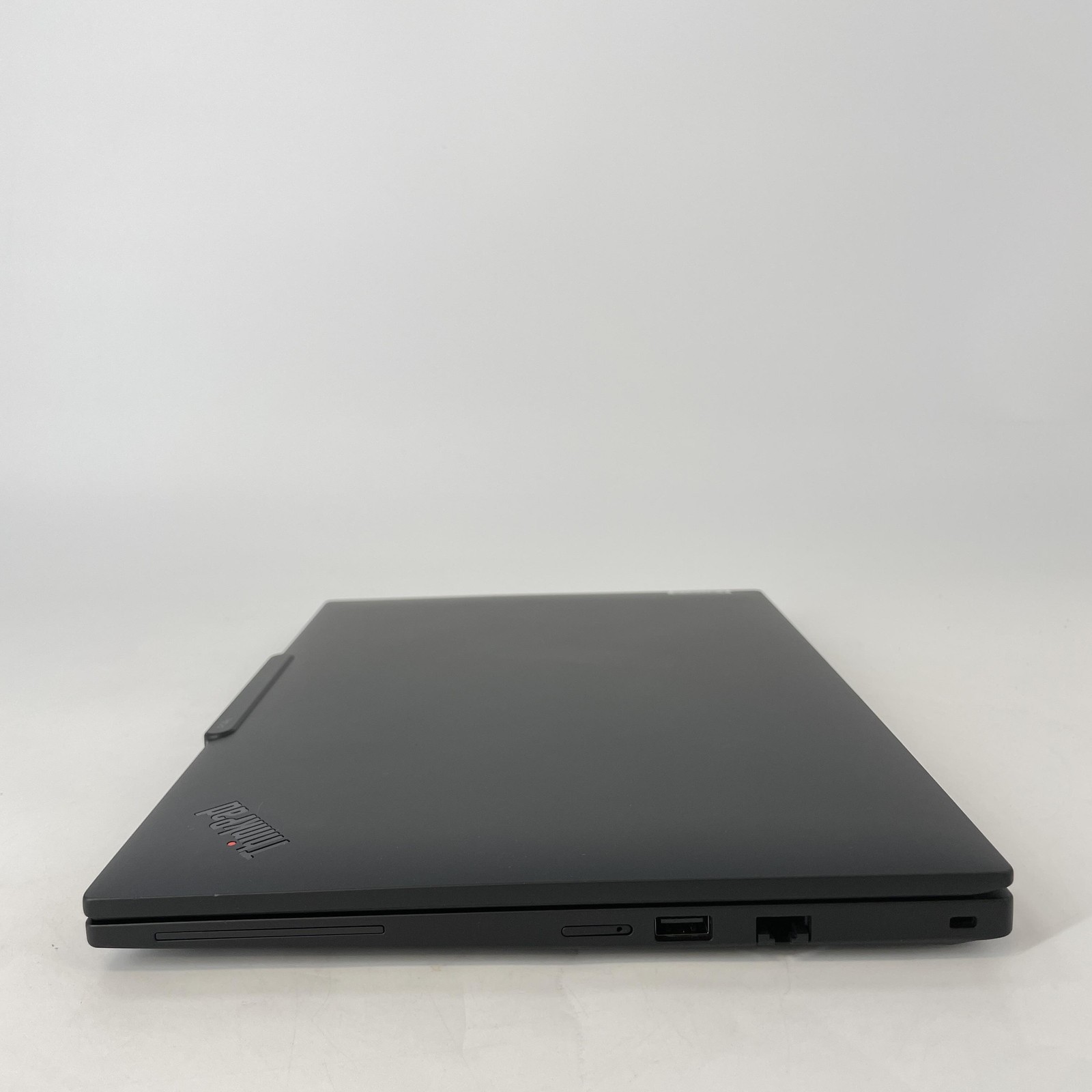 Lenovo ThinkPad P14s Gen 5 Black FHD+ TOUCH 3.3GHz Ryzen 7 PRO 8840HS 32GB 512GB