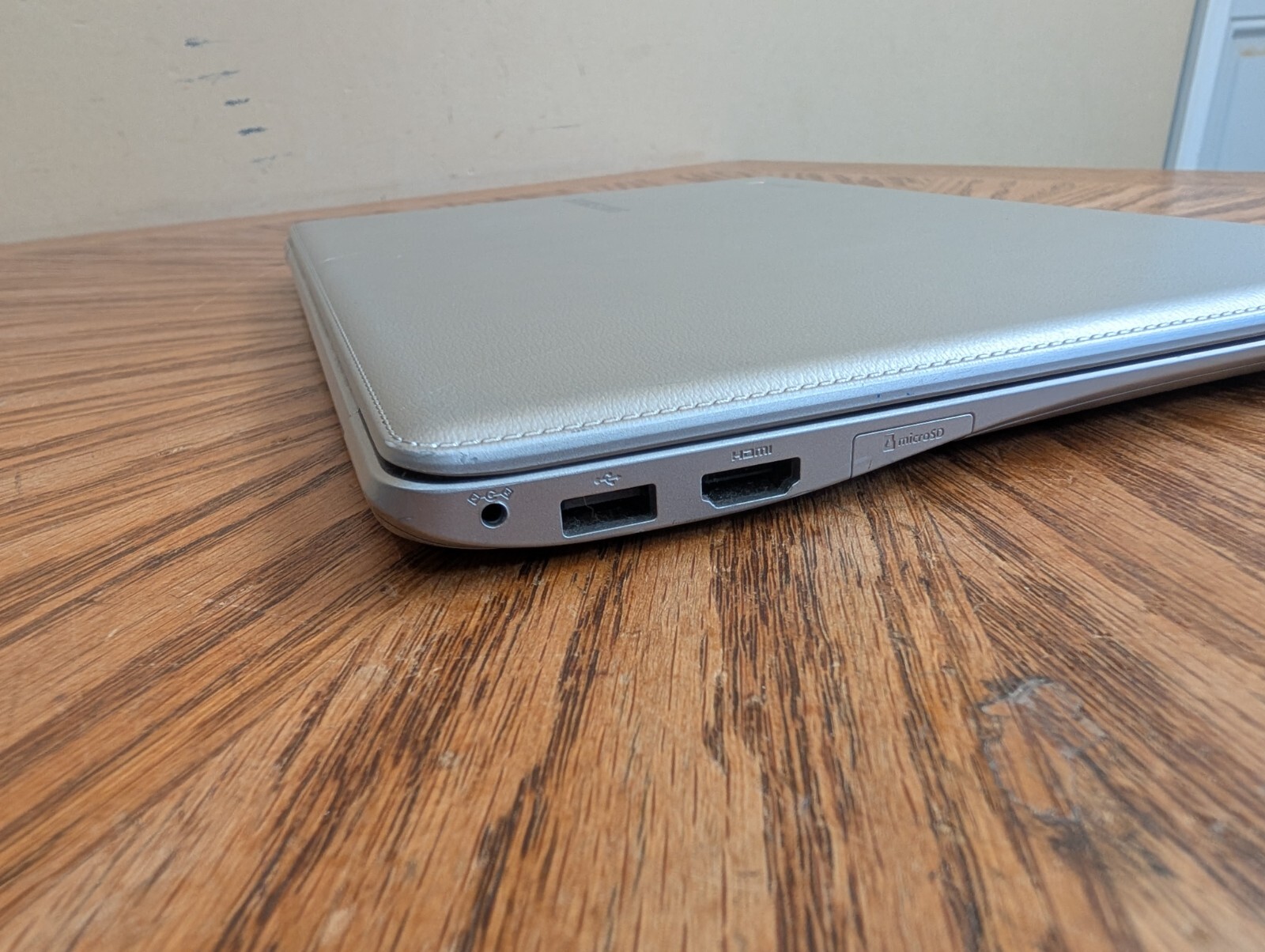 Samsung Chromebook Laptop XE500C12