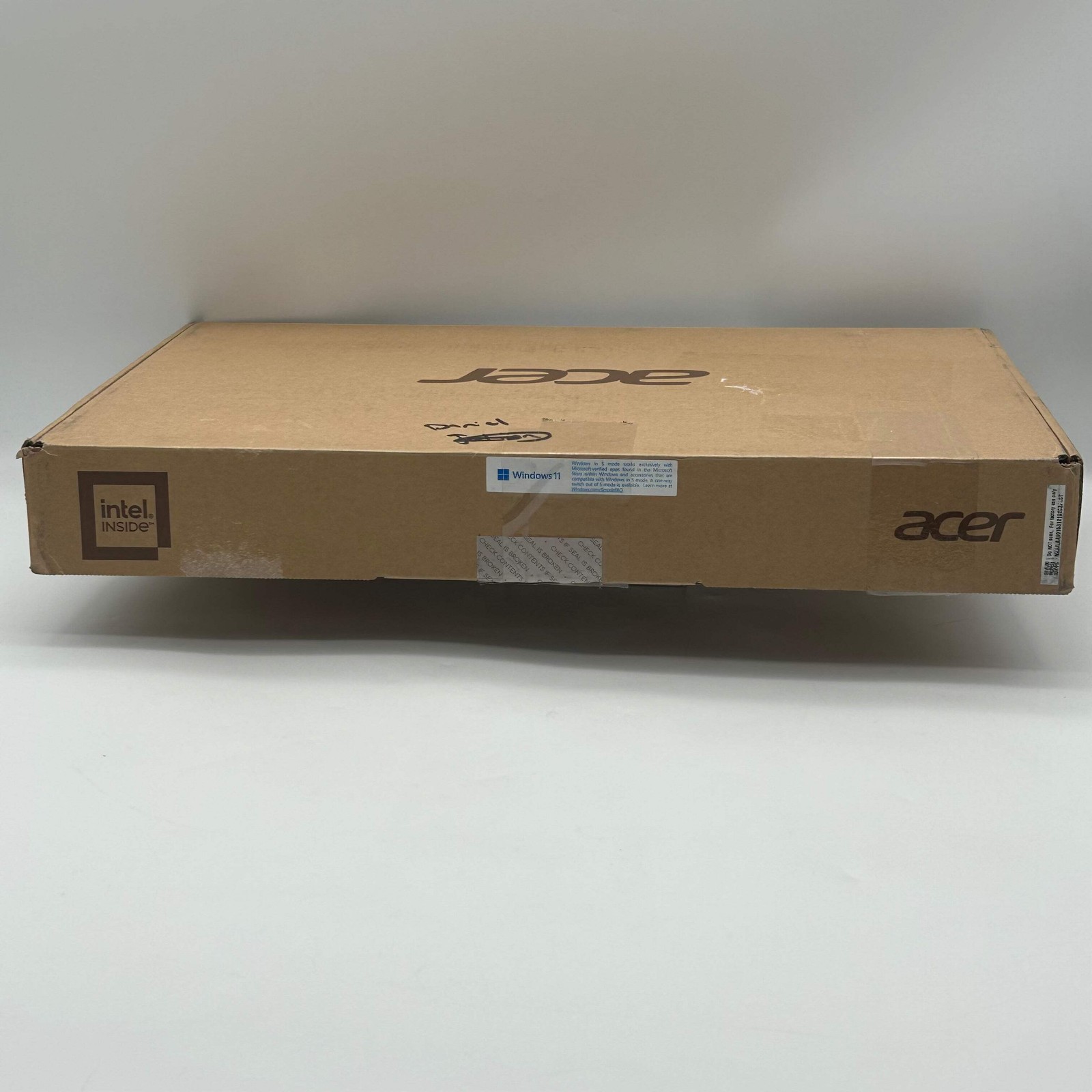 Dell Aspire Go 15 Laptop – Intel Core TM 3 N355, 8GB RAM, 128GB SSD, w/ Charger