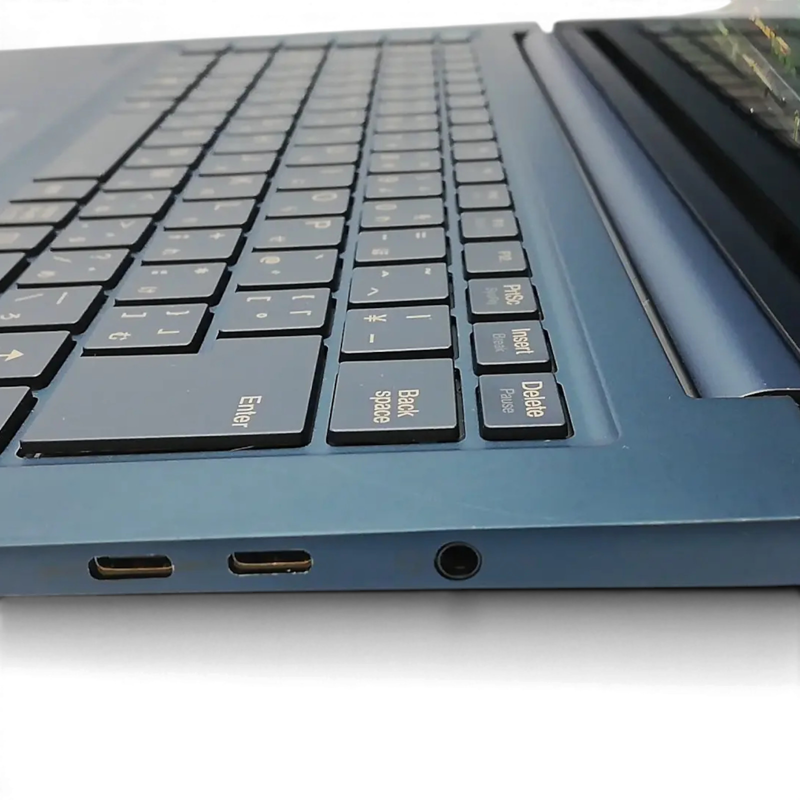 NEC LAVIE VEGA LV750/RAL i7-9750H 8GB 512GB SSD 15.6″ 4K OLED Win11 Navy Used