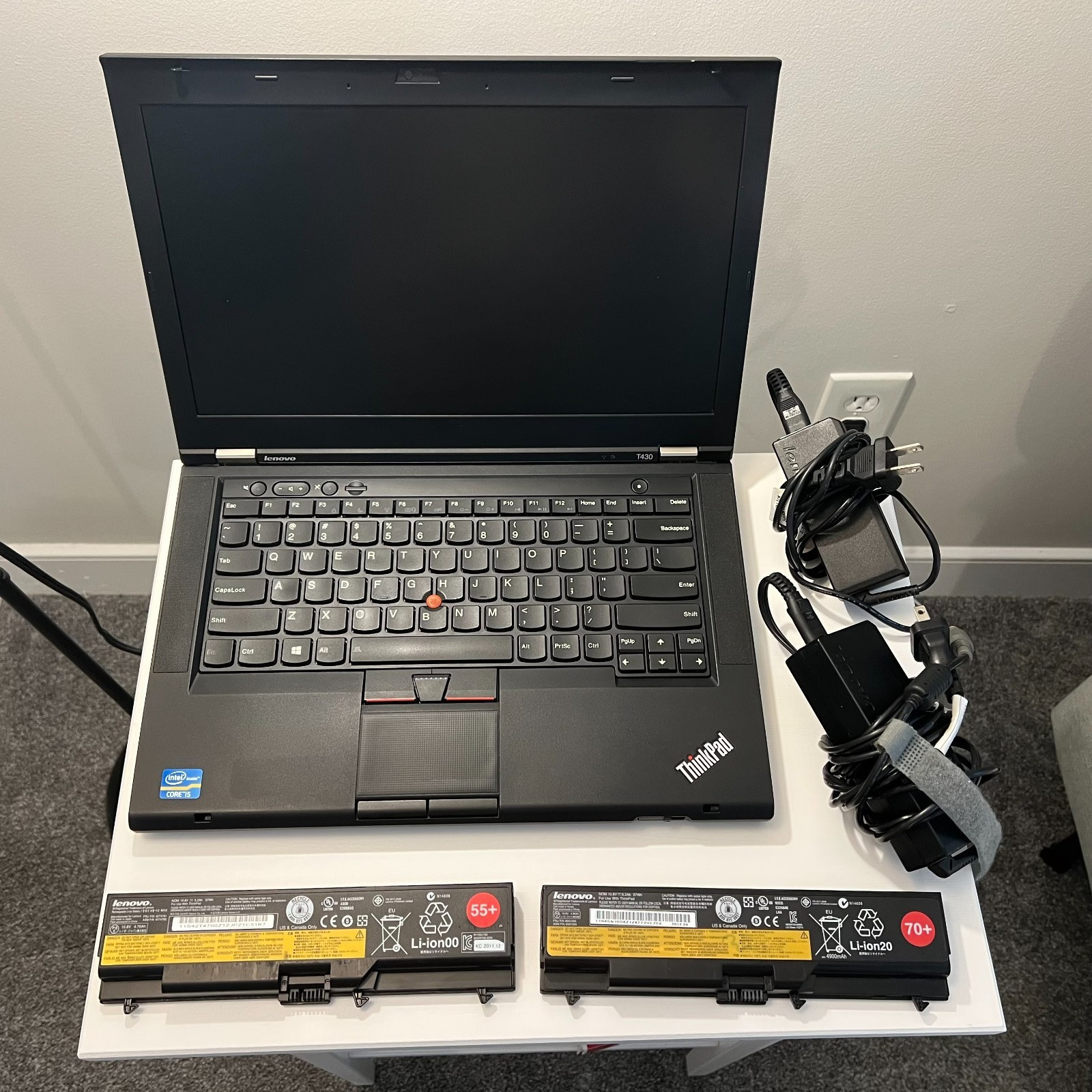 Lenovo ThinkPad T430 i5 8GB RAM 320GB HDD Linux Mint 2 OEM Batteries 2 Chargers