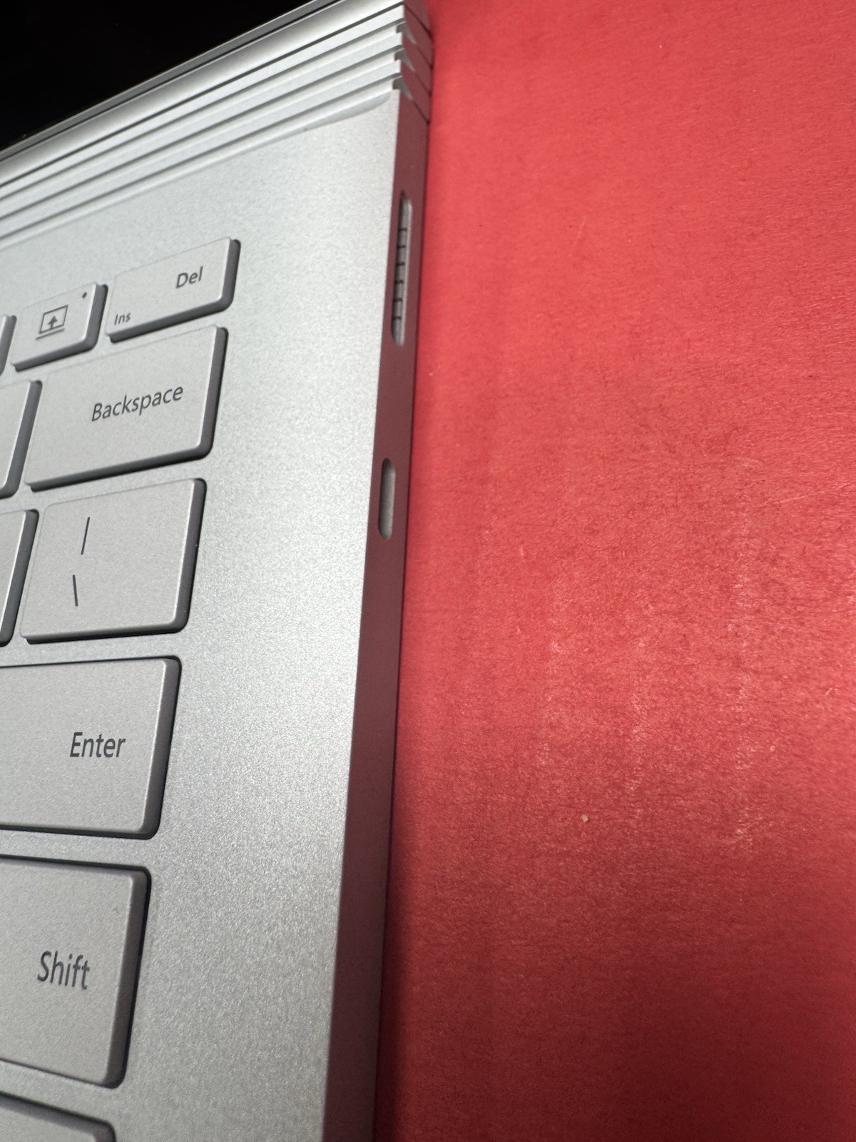 Microsoft Surface Book 3 14” 1900 TOUCH-10th i7-1065G7 16GB 256GB GTX 1650 Max-Q