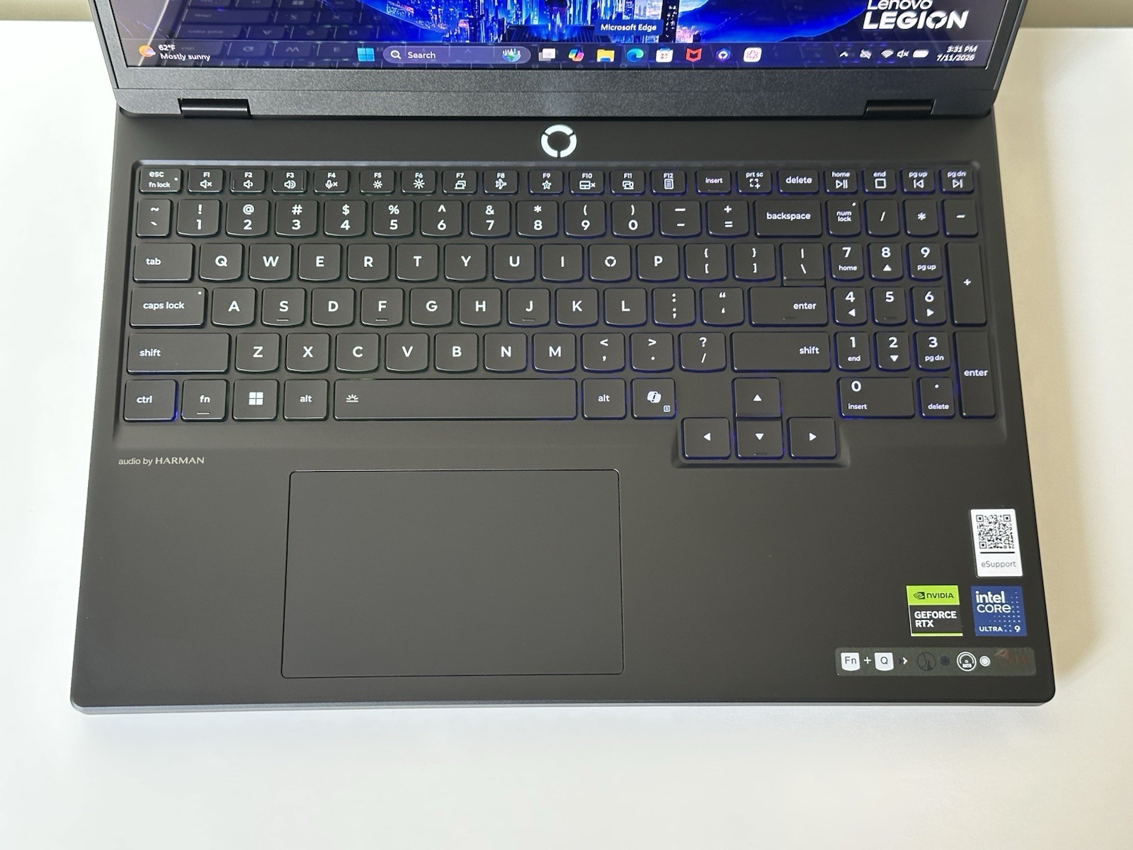 Lenovo Legion 5 15IAX10 OLED QHD+ Ultra 9 275HX RTX 5070 32GB 1TB Open Box WTY