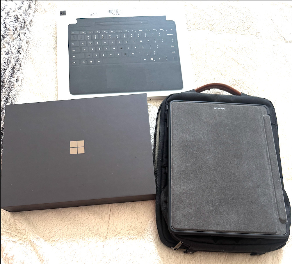 Microsoft Surface Pro,Copilot+ PC – Pls/16/512 -Black $1600 Bundle