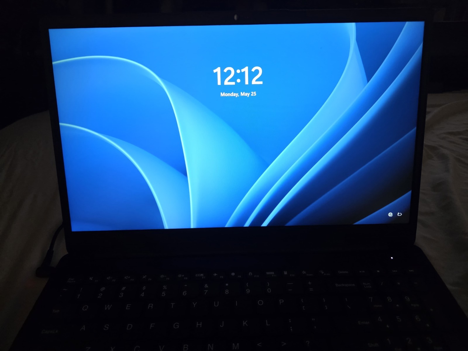 Lenovo IdeaPad 1 15.6″ Full HD Touchscreen Laptop AMD Ryzen 5 7520U 2022 8GB