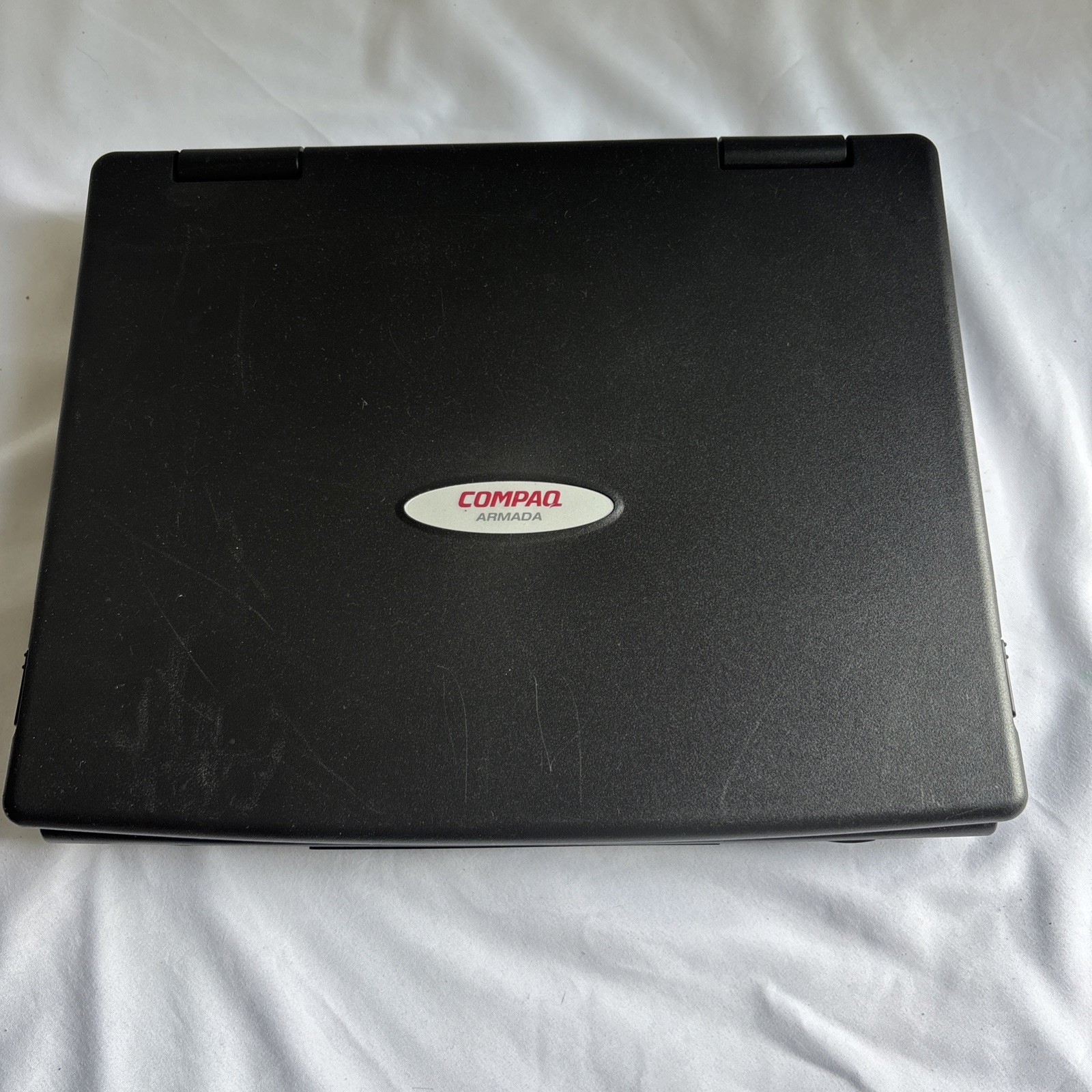 Vintage Compaq Armada 1700 Laptop Notebook Untested No Charger For Parts