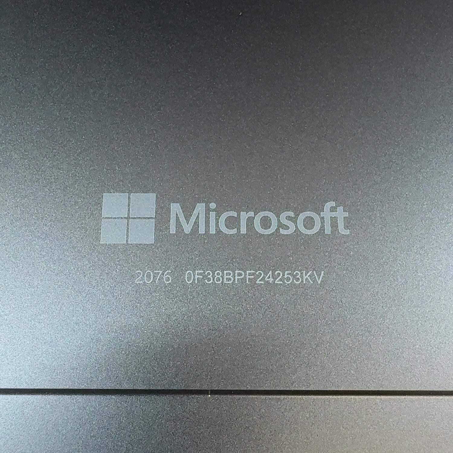 Microsoft Surface Pro 11 2076 13″ Snapdragon X 3.4GHz 16GB RAM 512GB SSD