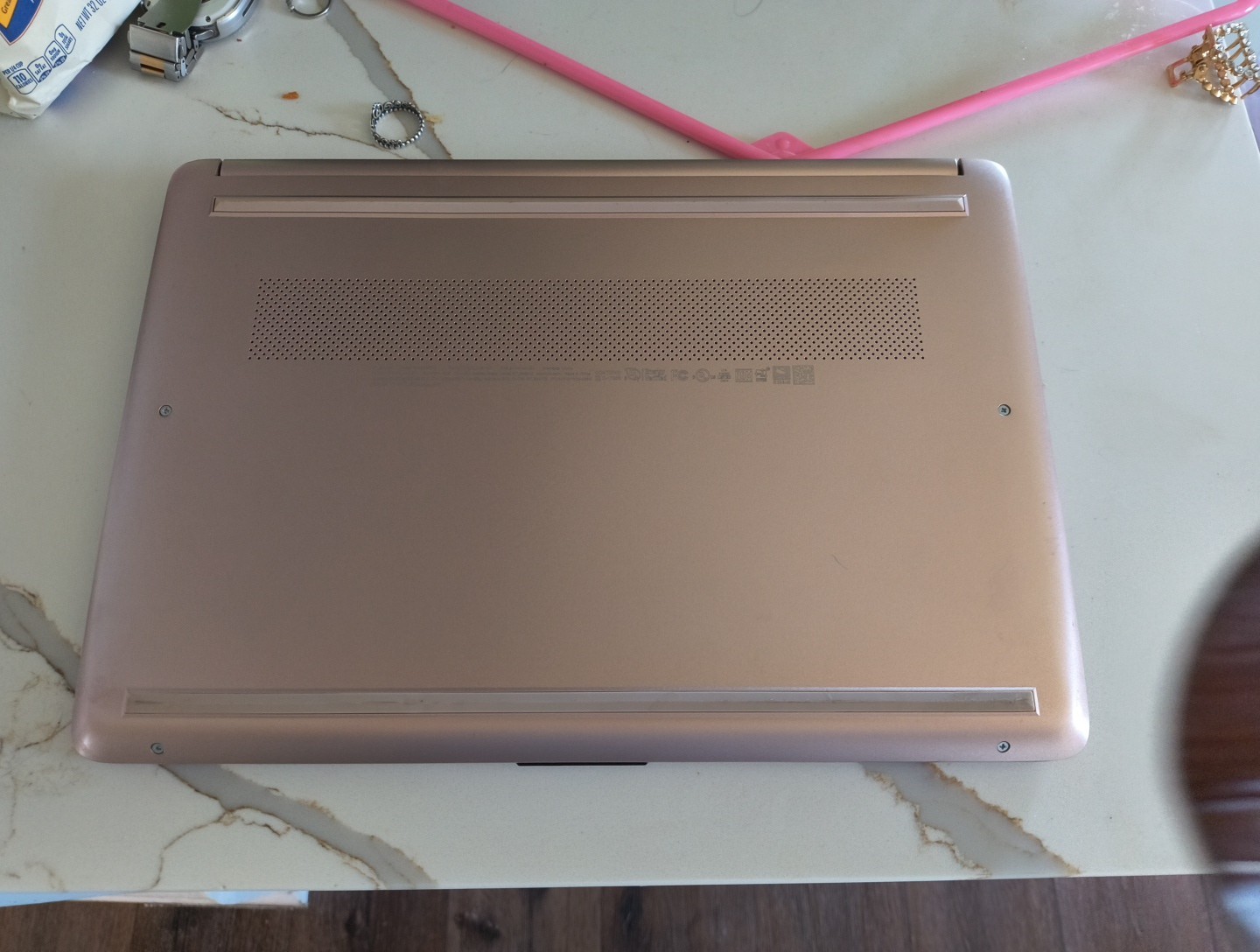 HP Laptop 14-dq0070nr
