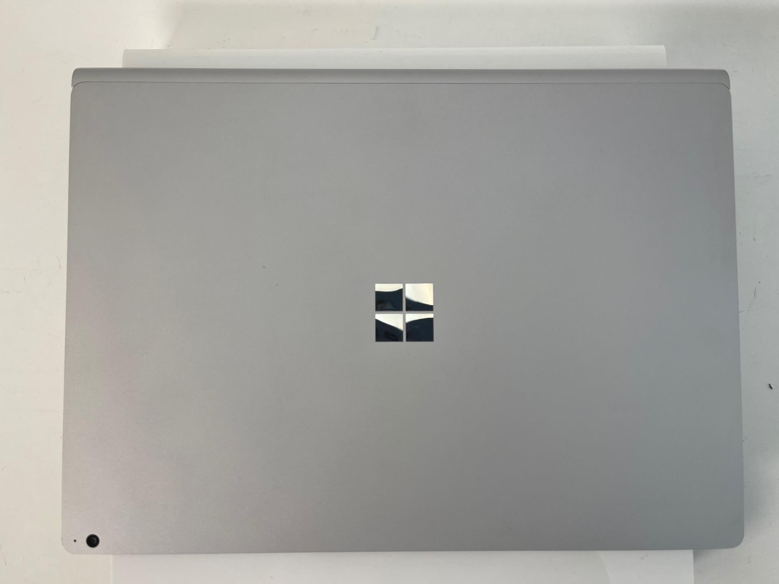 Microsoft Surface Book 2 15″ PixelSense Laptop (i7-8650U 16GB 256GB) HNR-00001