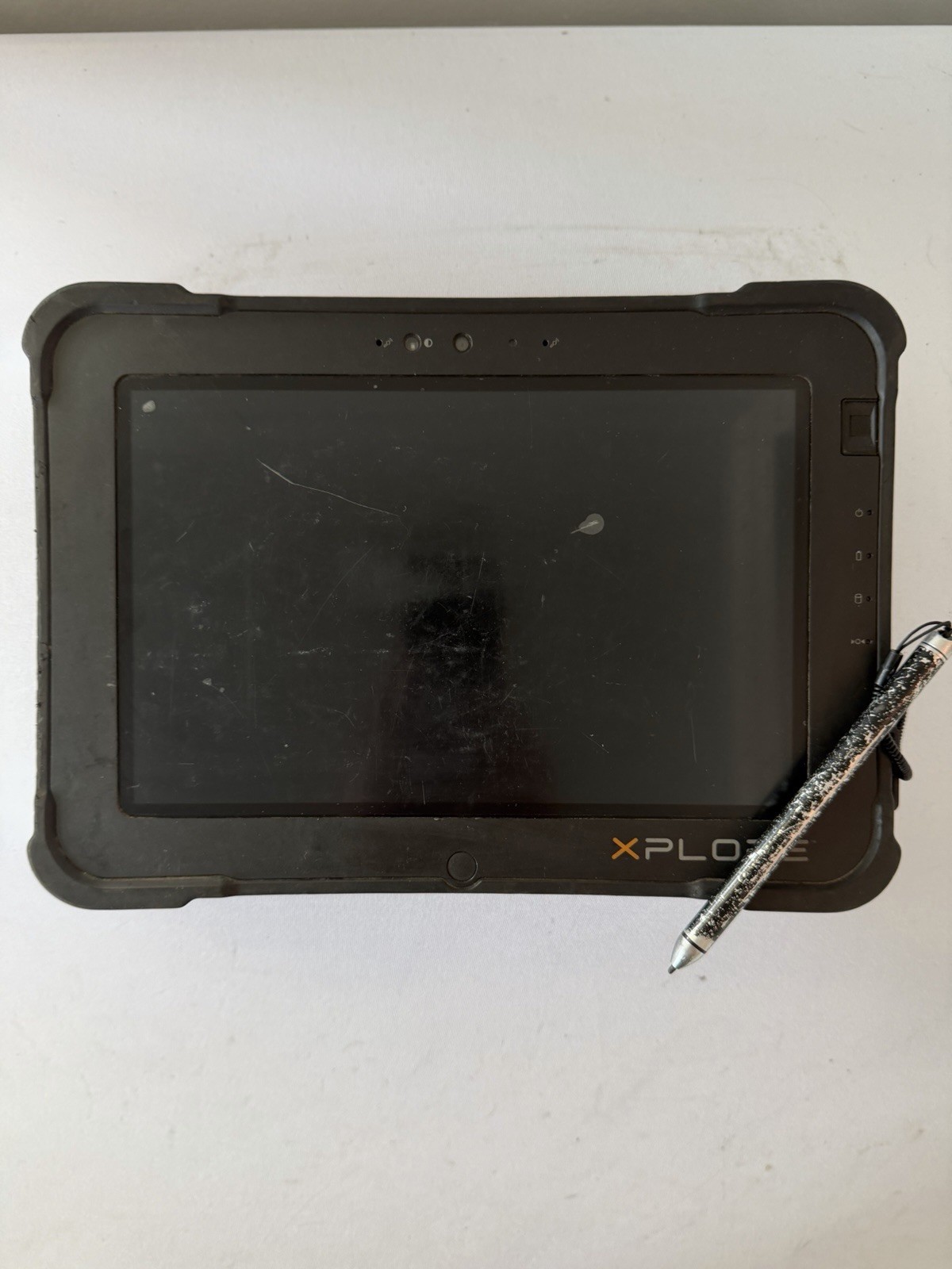 Xplore ix101L1 Laptop – Good Screen – Intel Pentium N4200 – RAM 8 GB – Read Des