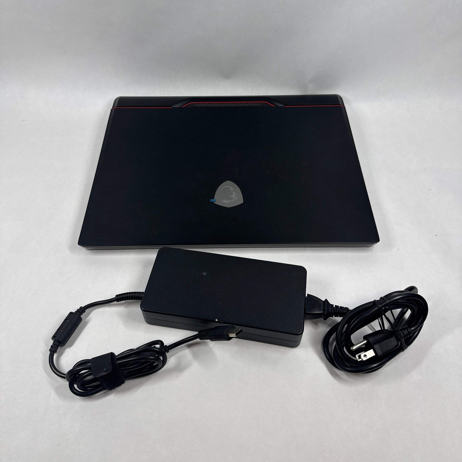 MSI Raider GE78HX 13VG 17″ i7-13700HX 5.60GHz 16GB RAM 1TB SSD GeForce RTX 4070
