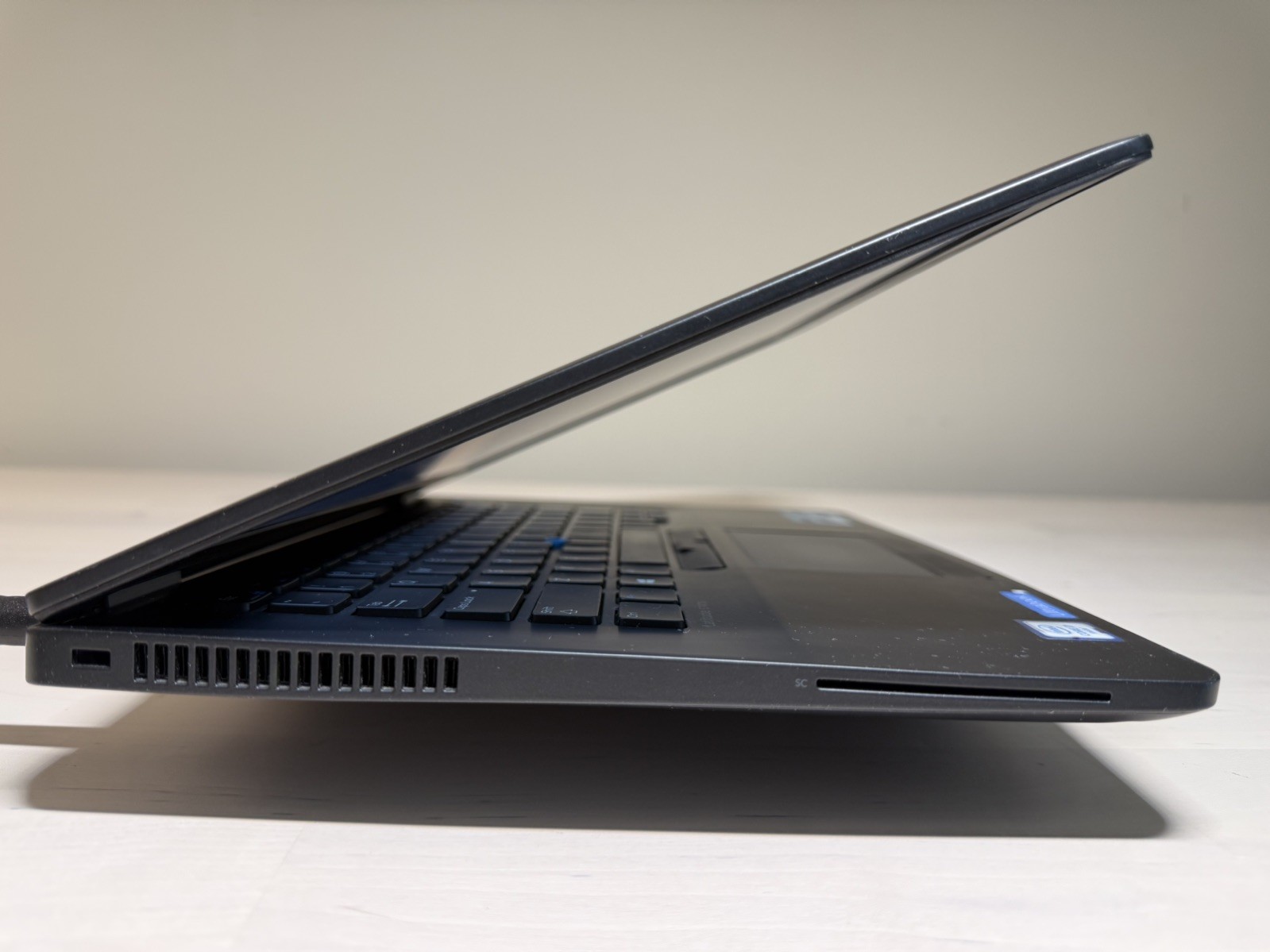 Dell Latitude E7470 Laptop Intel i7 6th Gen No HD/OS/AC Adapter- Swollen Battery