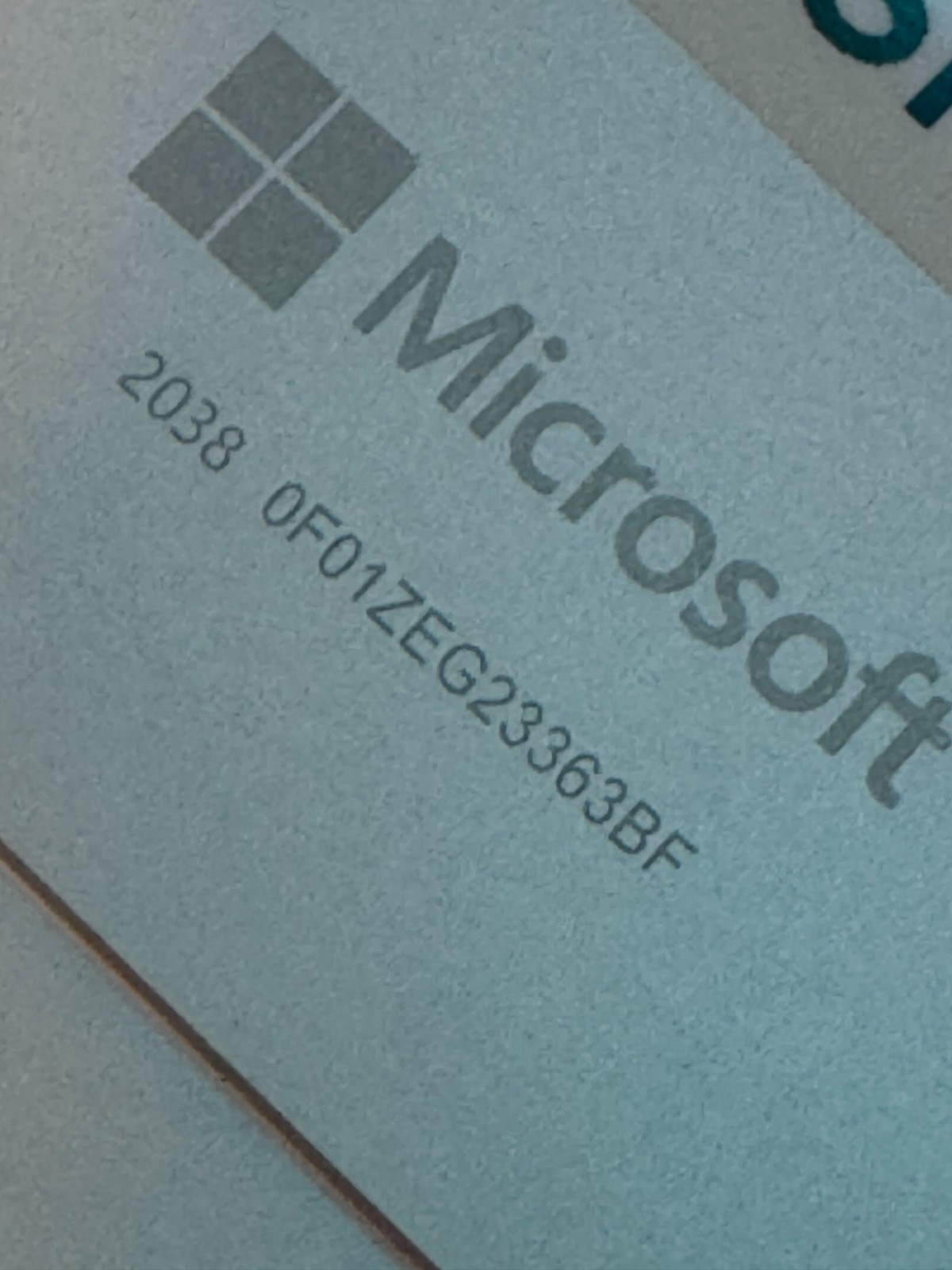 Microsoft Surface Pro 9 i5-1245U 16GB RAM 256GB SSD Win 11 Pro W/Charger