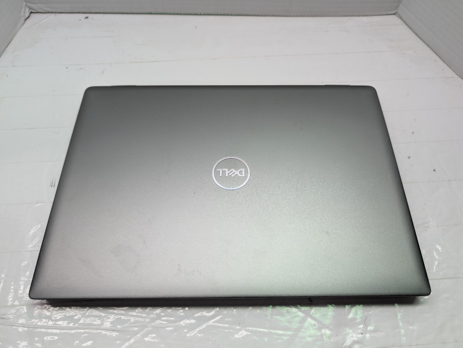 Dell Latitude 7450 14″ FHD+ ULTRA 5 135U 256GB SSD 16GB W11P Webcam FPR
