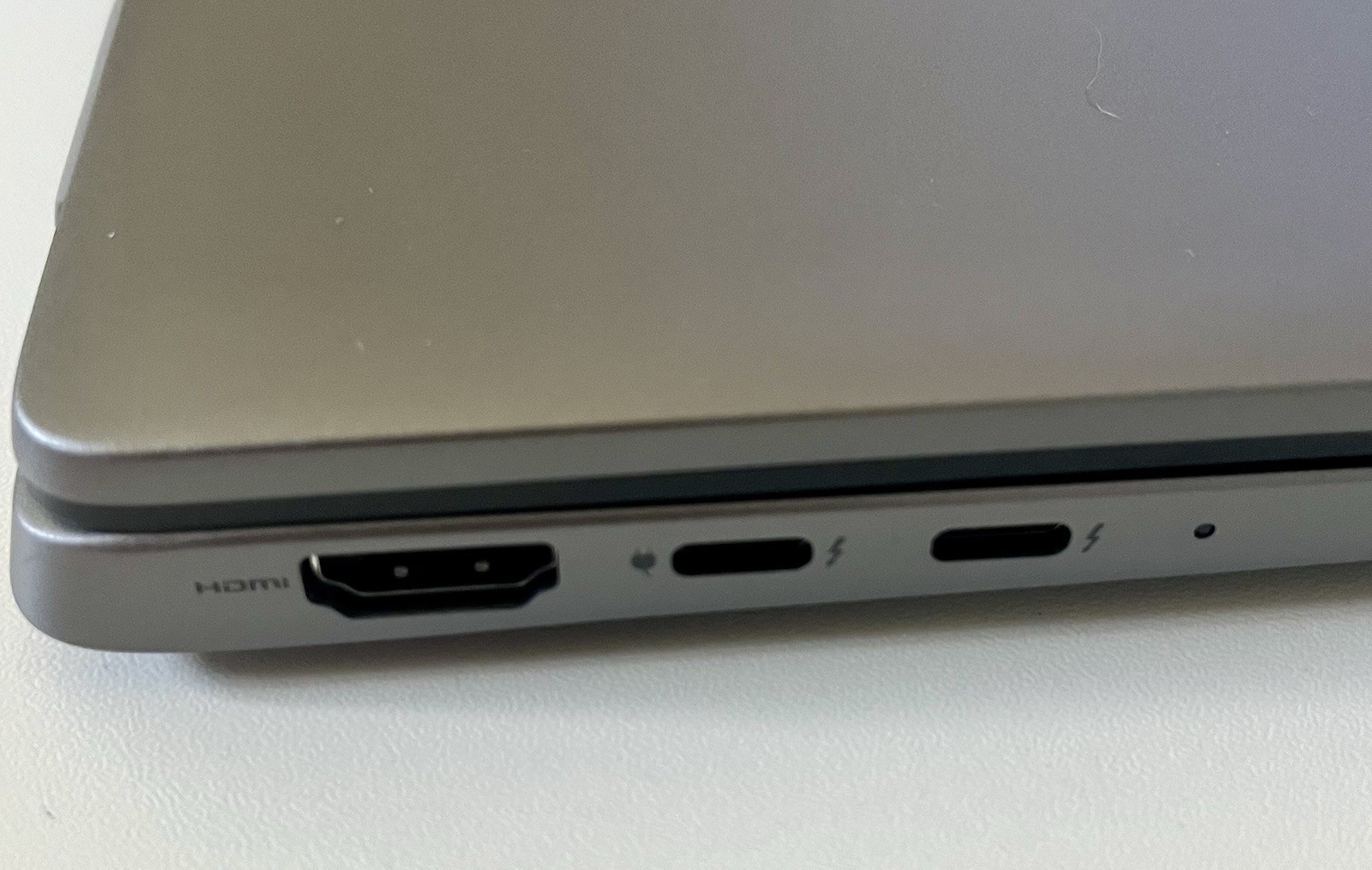 2025 Dell Latitude 7450 14″ 16GB RAM Intel Core Ultra 5 256GB SSD FHD Windows 11