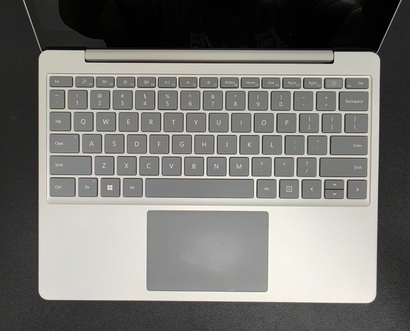 Microsoft Surface Laptop Go 2 – 12.4″ – i5-1135G7 16 GB Ram 256GB SSD Win 11