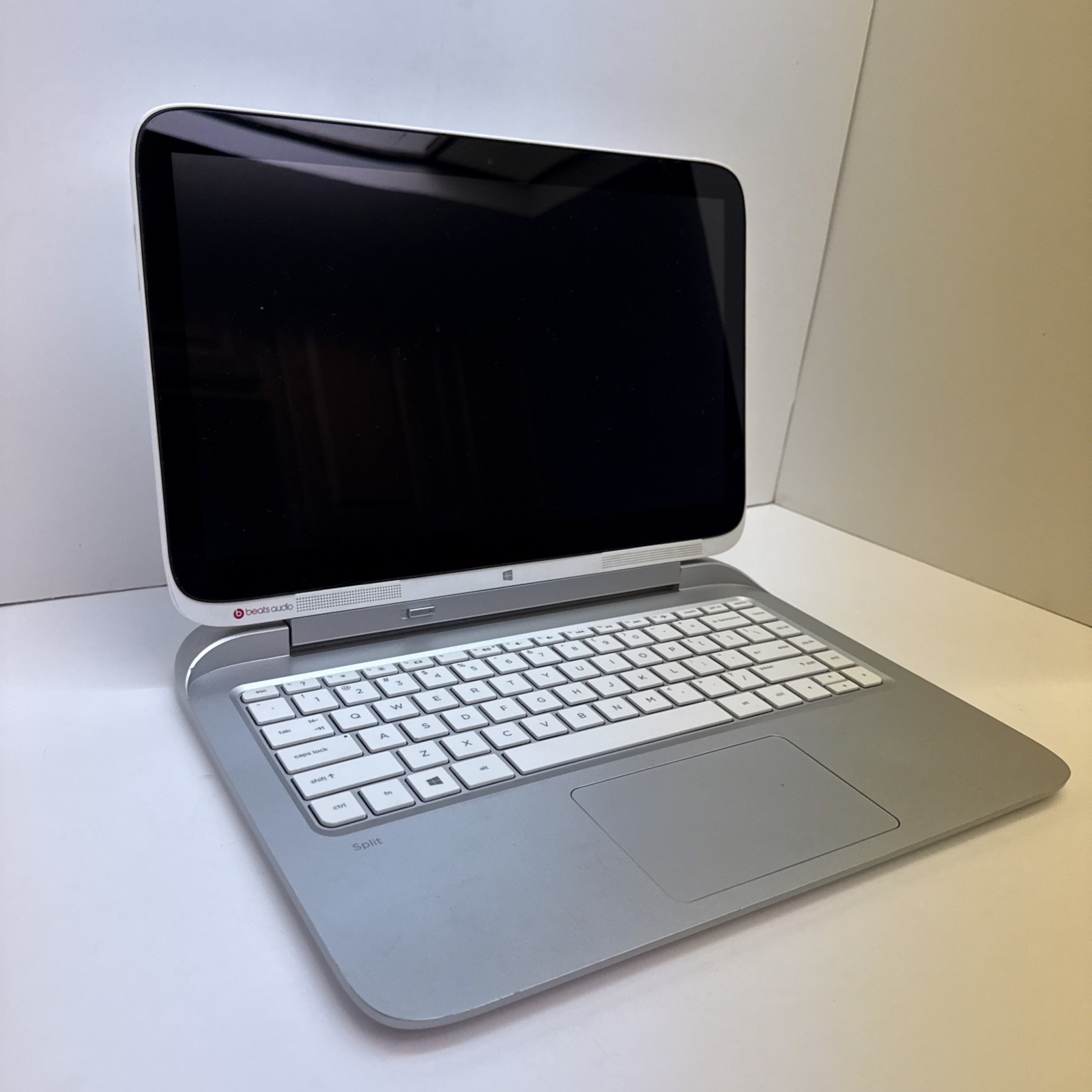 HP Split Tablet Laptop Intel Core i3 NO HDD – As Is – Parts Or Repair – No Power