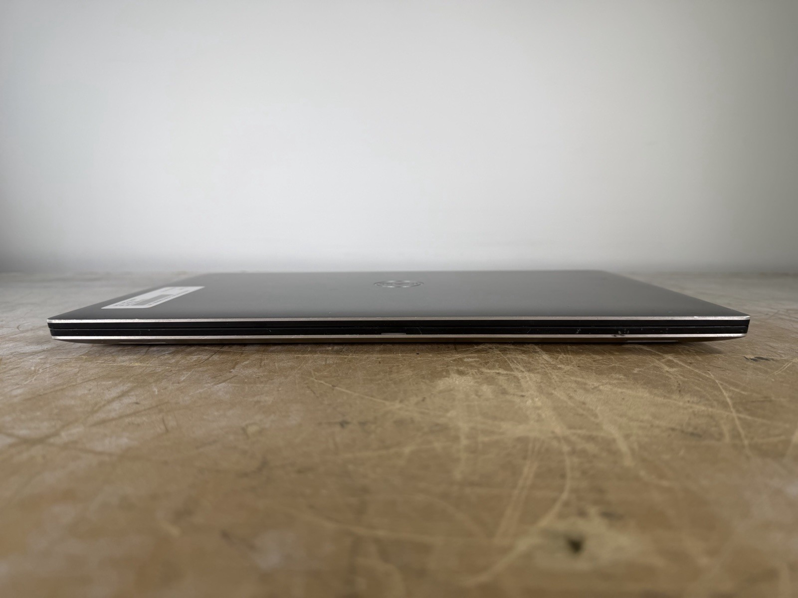 DELL XPS 15 9550 i3-6100H @ 2.70GHz, 8GB RAM, NO HDD/OS