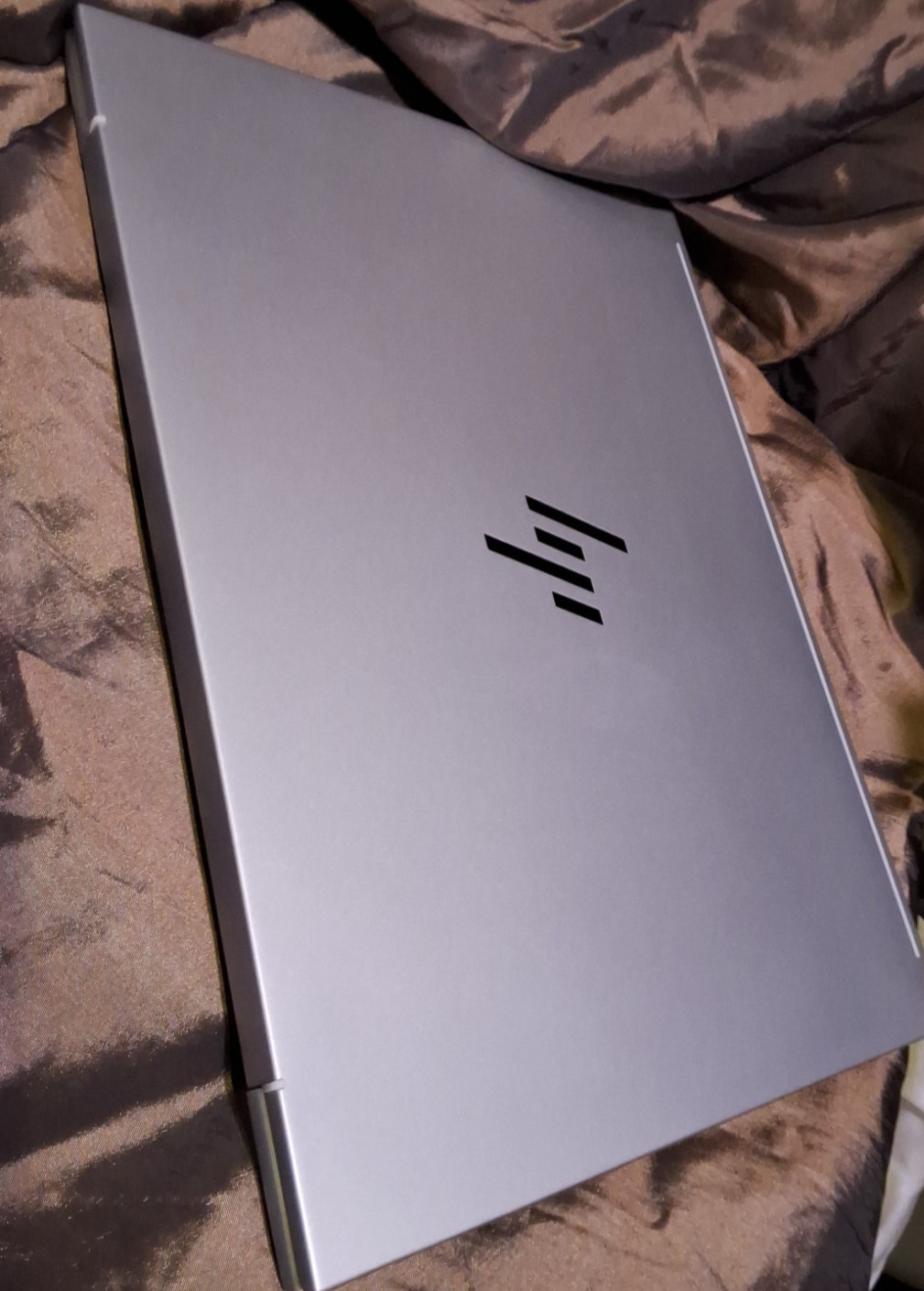 HP EliteBook 8 G1a Next Gen 13” Ryzen 5 Pro 340w/Radeon 840M 32GB 512GB AI PC
