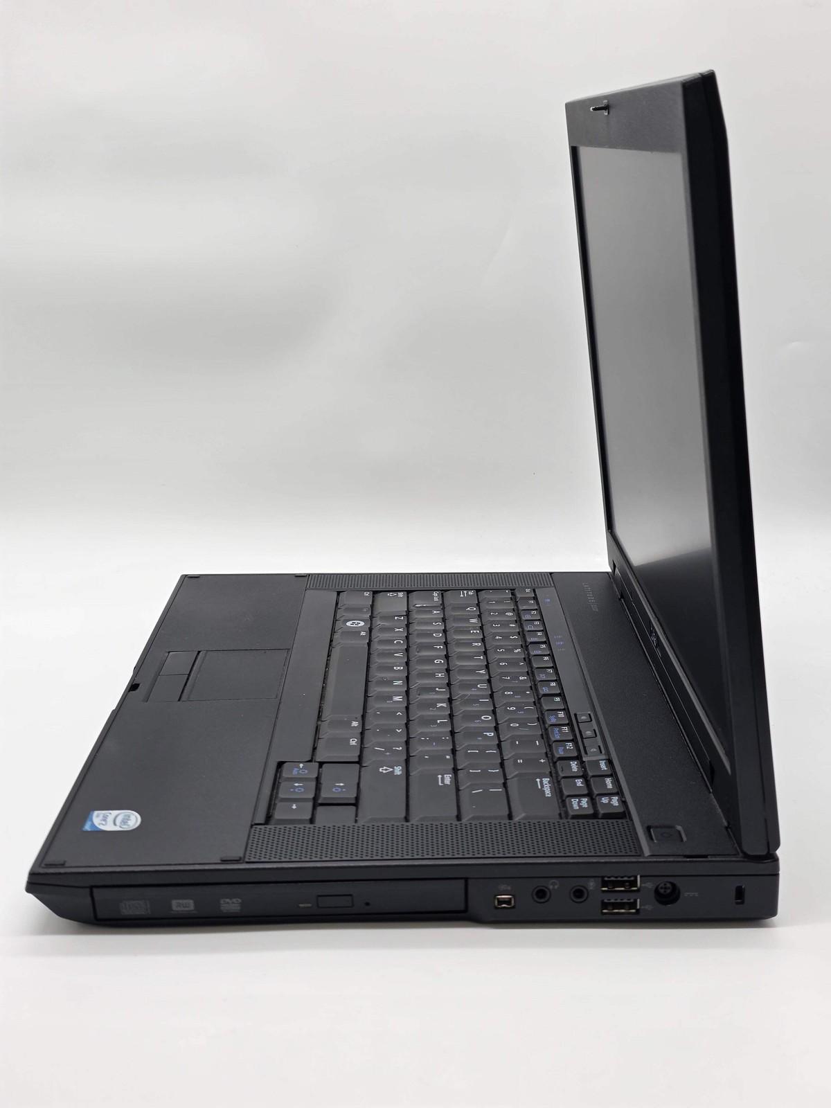 Dell Latitude E5500 14″ Intel Core 2 4GB RAM 16GB HDD Black Used – C w/ Charger