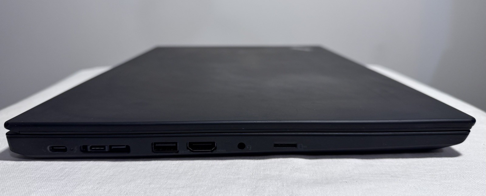 LENOVO ThinkPad T15 Gen1 i7 15.6″ 8GB RAM 512GB SSD WIN11P