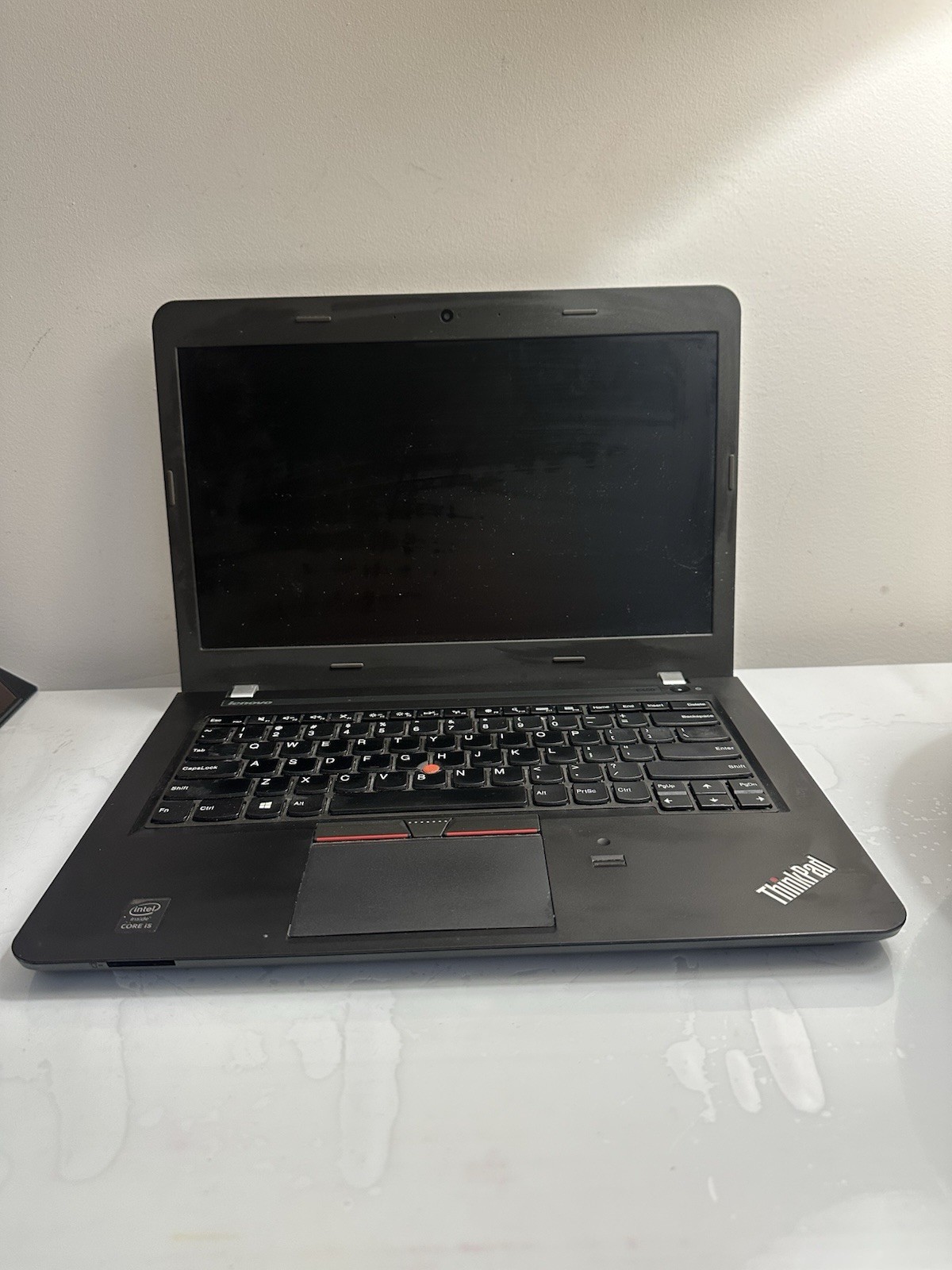 Lenovo E450. (ThinkPad) 14″ intel core i3 4th Gen. Used. Untested.