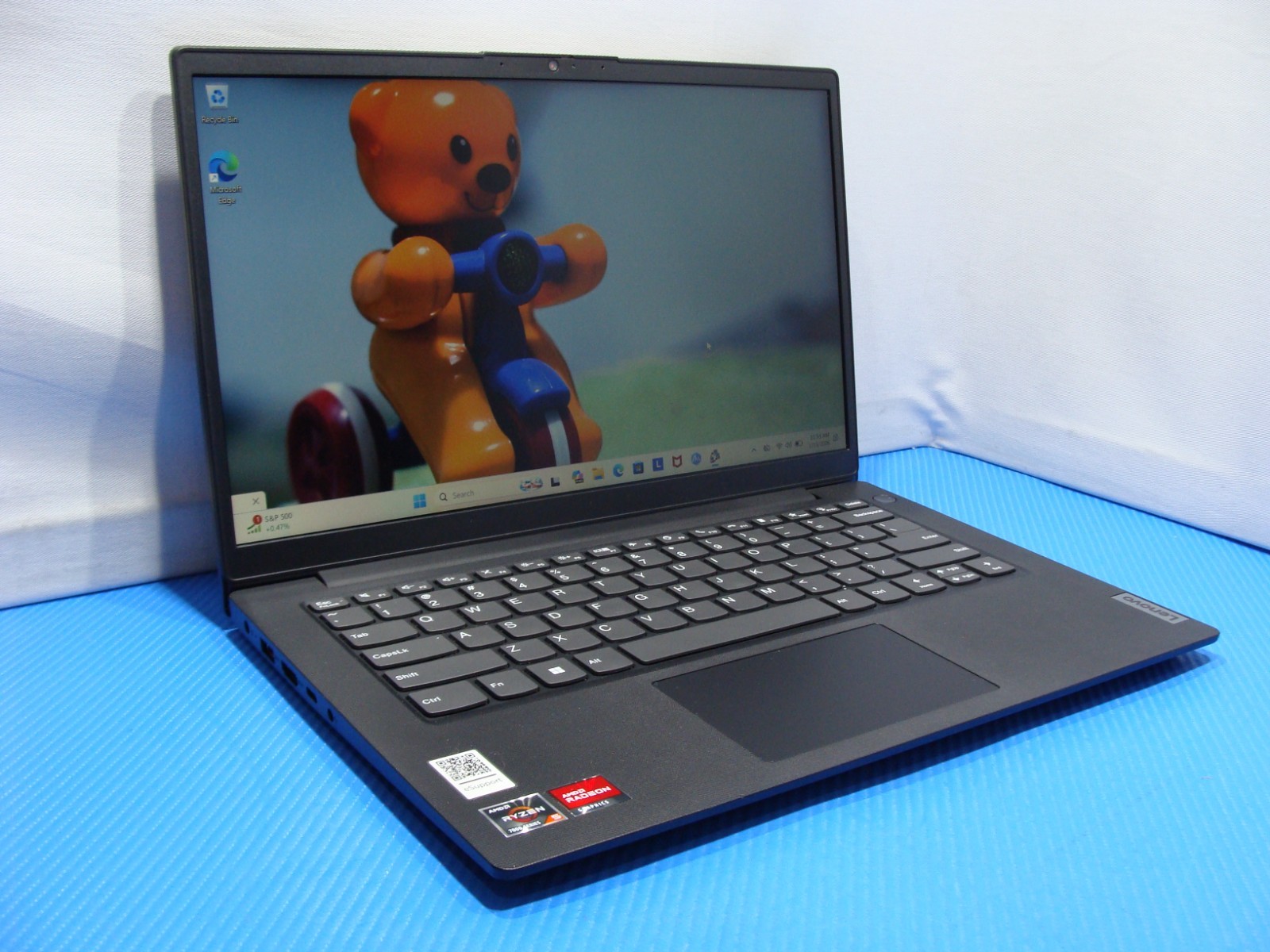Lenovo V14 G4 AMN 14″FHD Ryzen 5 7th 2.8GHz 8GB 256GB SSD Win 11Pro 99t +PA